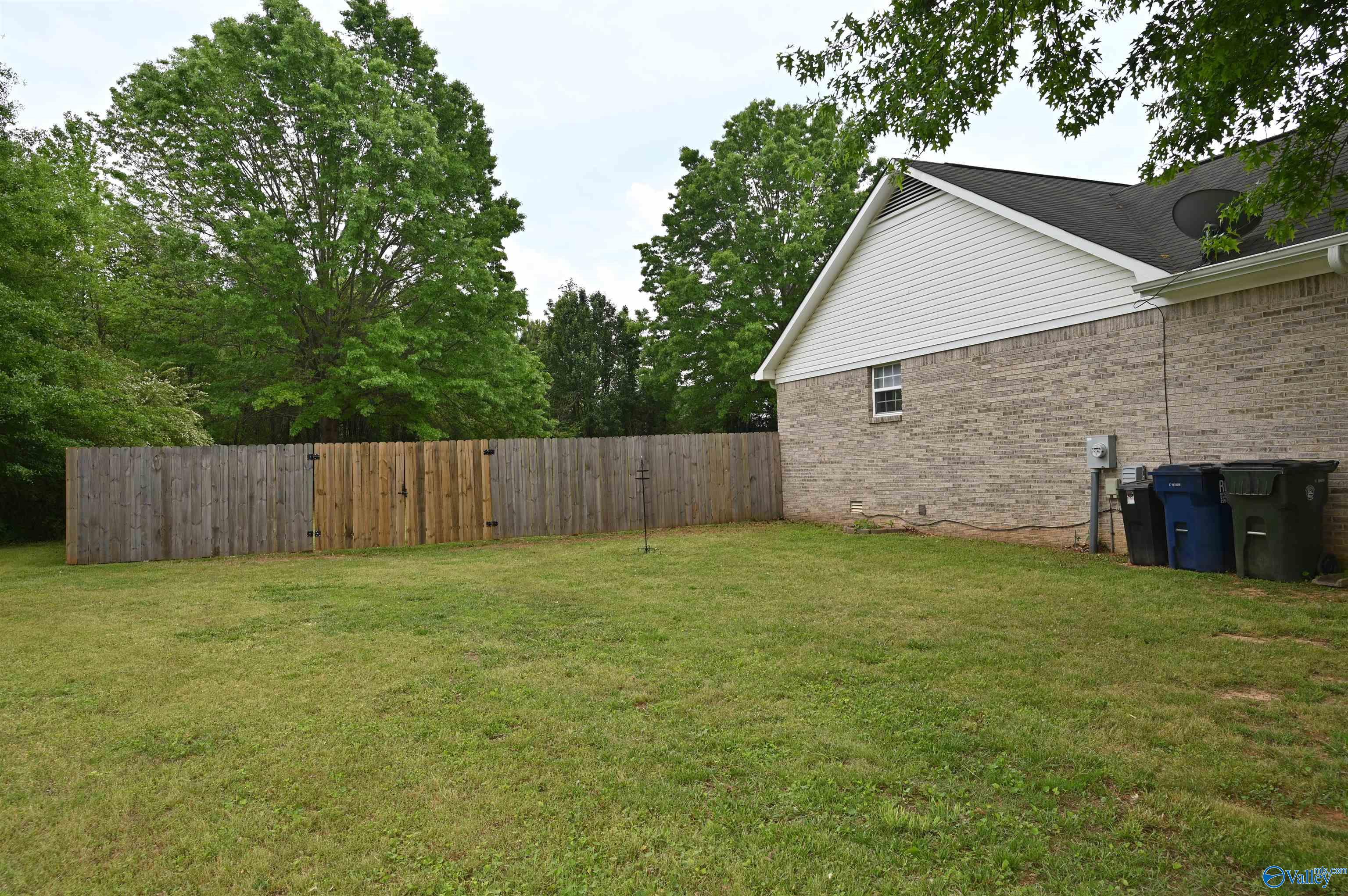 207 Vintage Point Circle