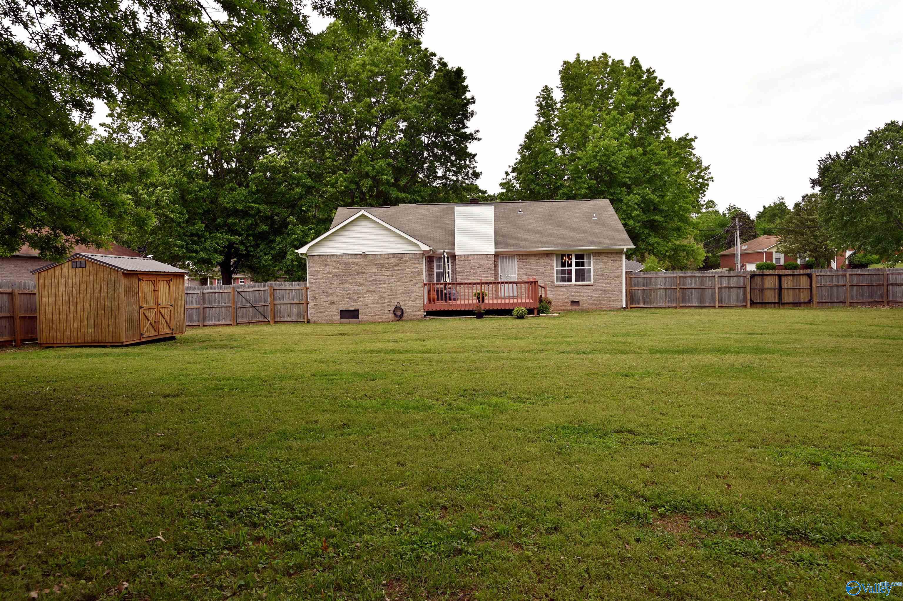 207 Vintage Point Circle