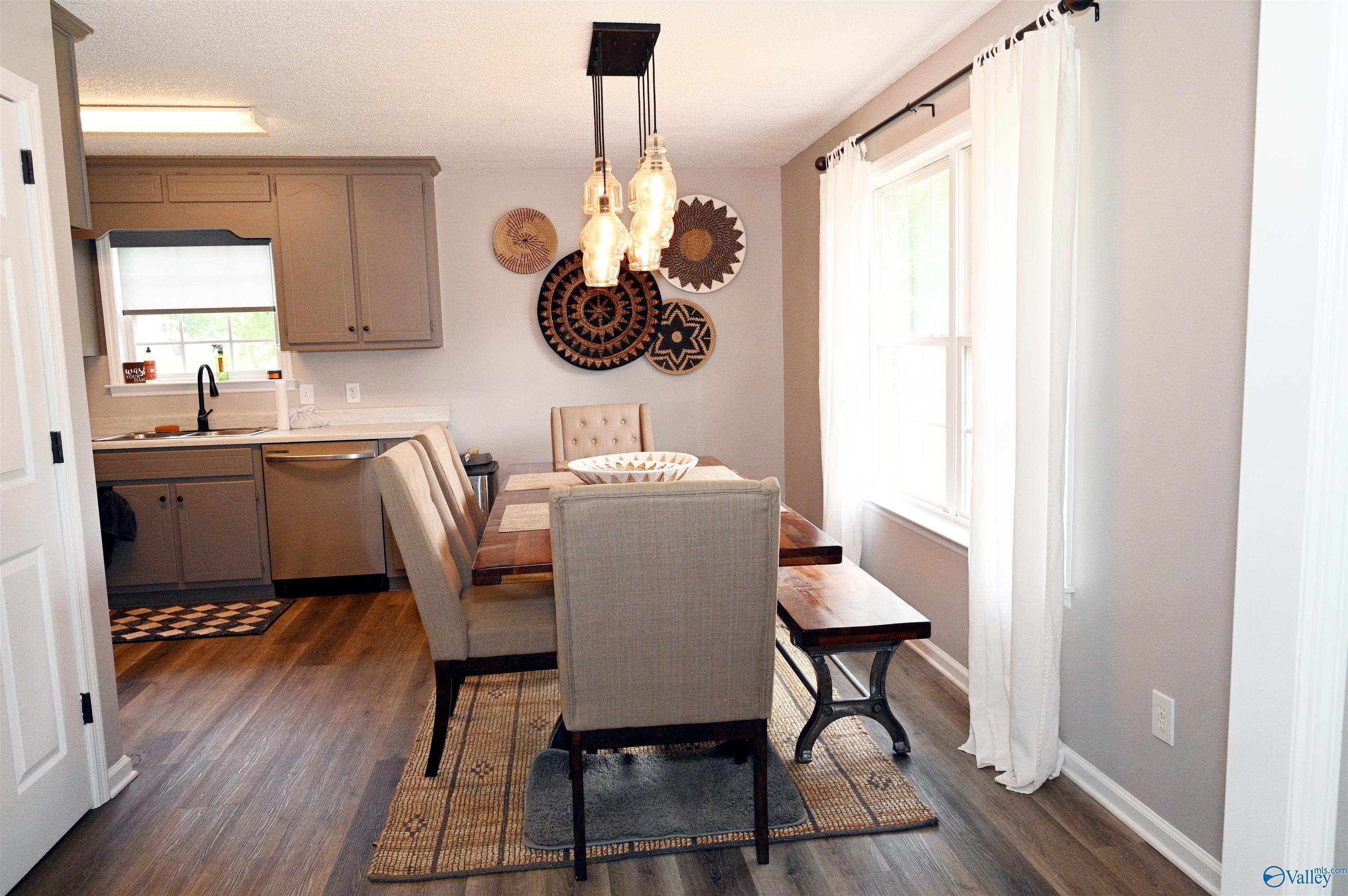 207 Vintage Point Circle