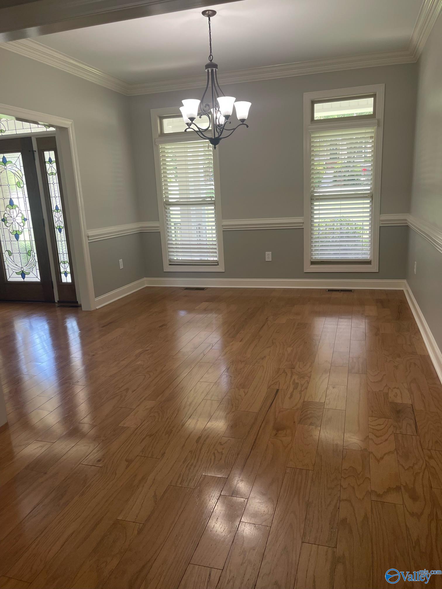 144 Heatherwood Drive