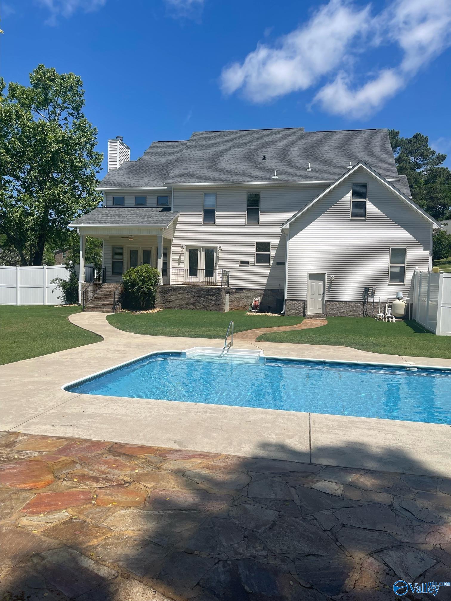 144 Heatherwood Drive