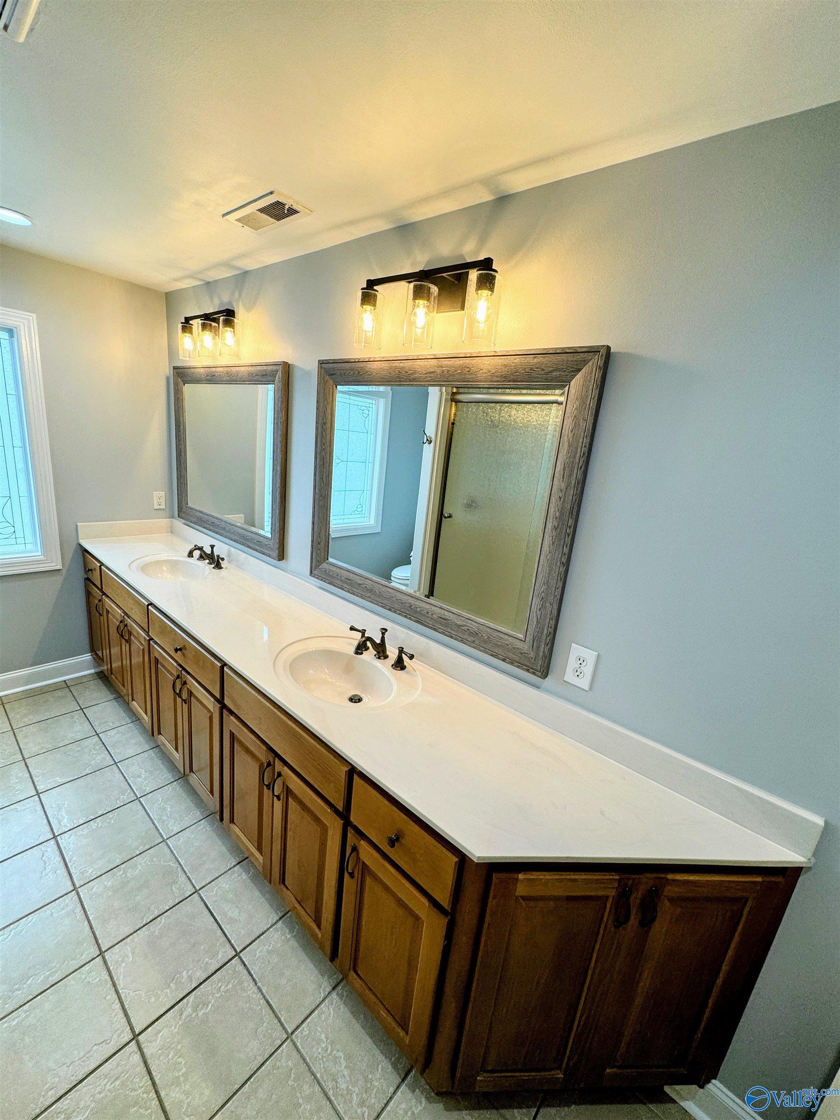 144 Heatherwood Drive