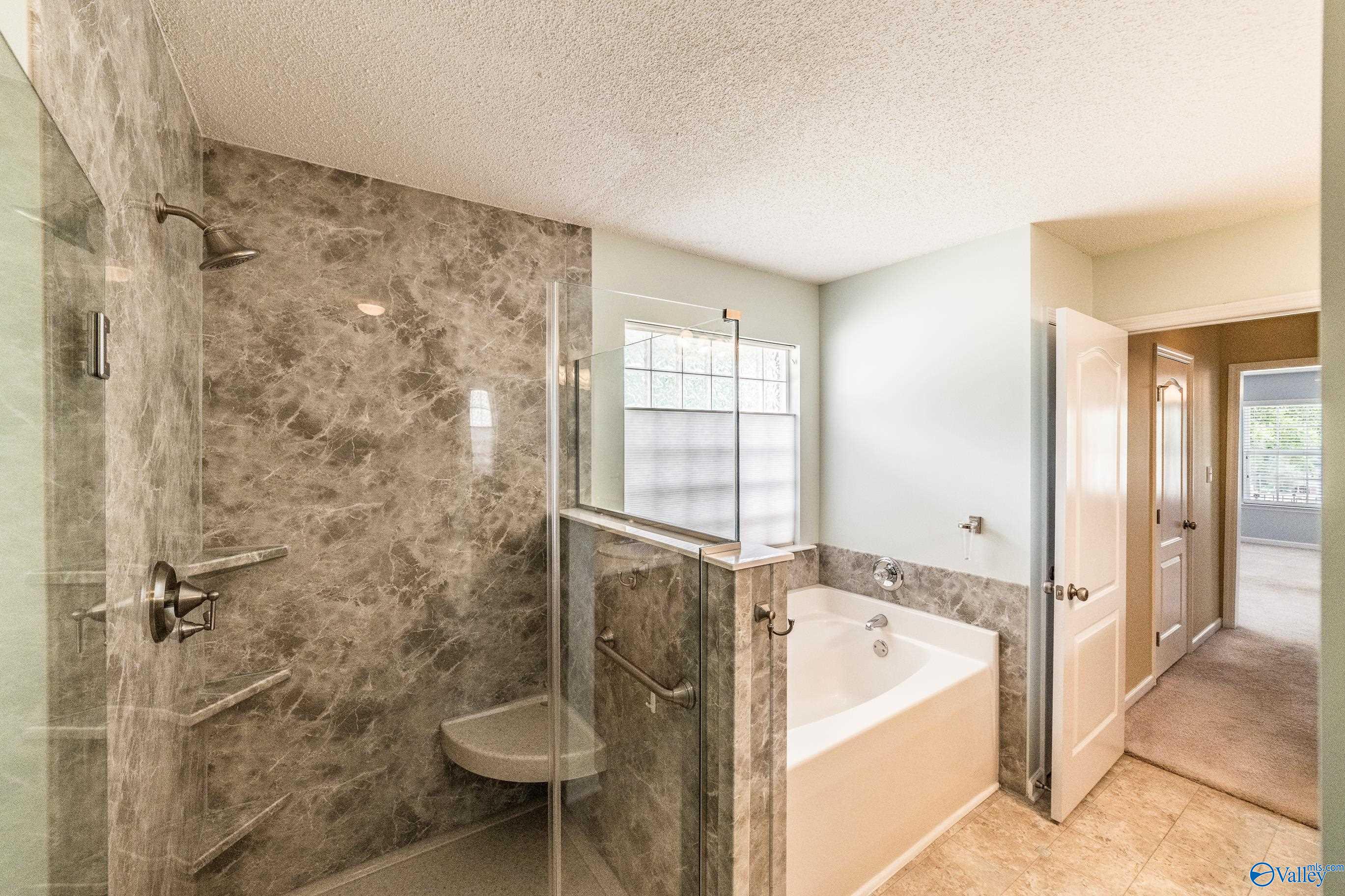 112 Acacia Trail Drive