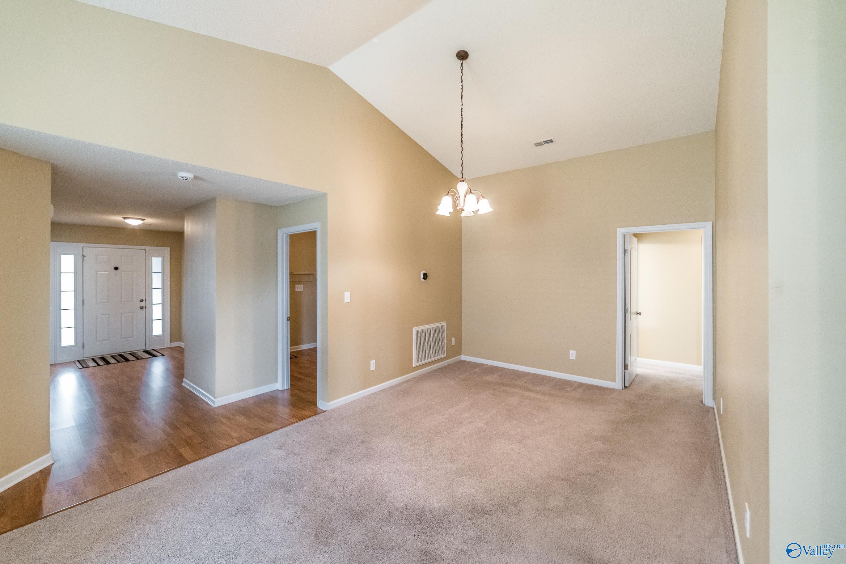 112 Acacia Trail Drive