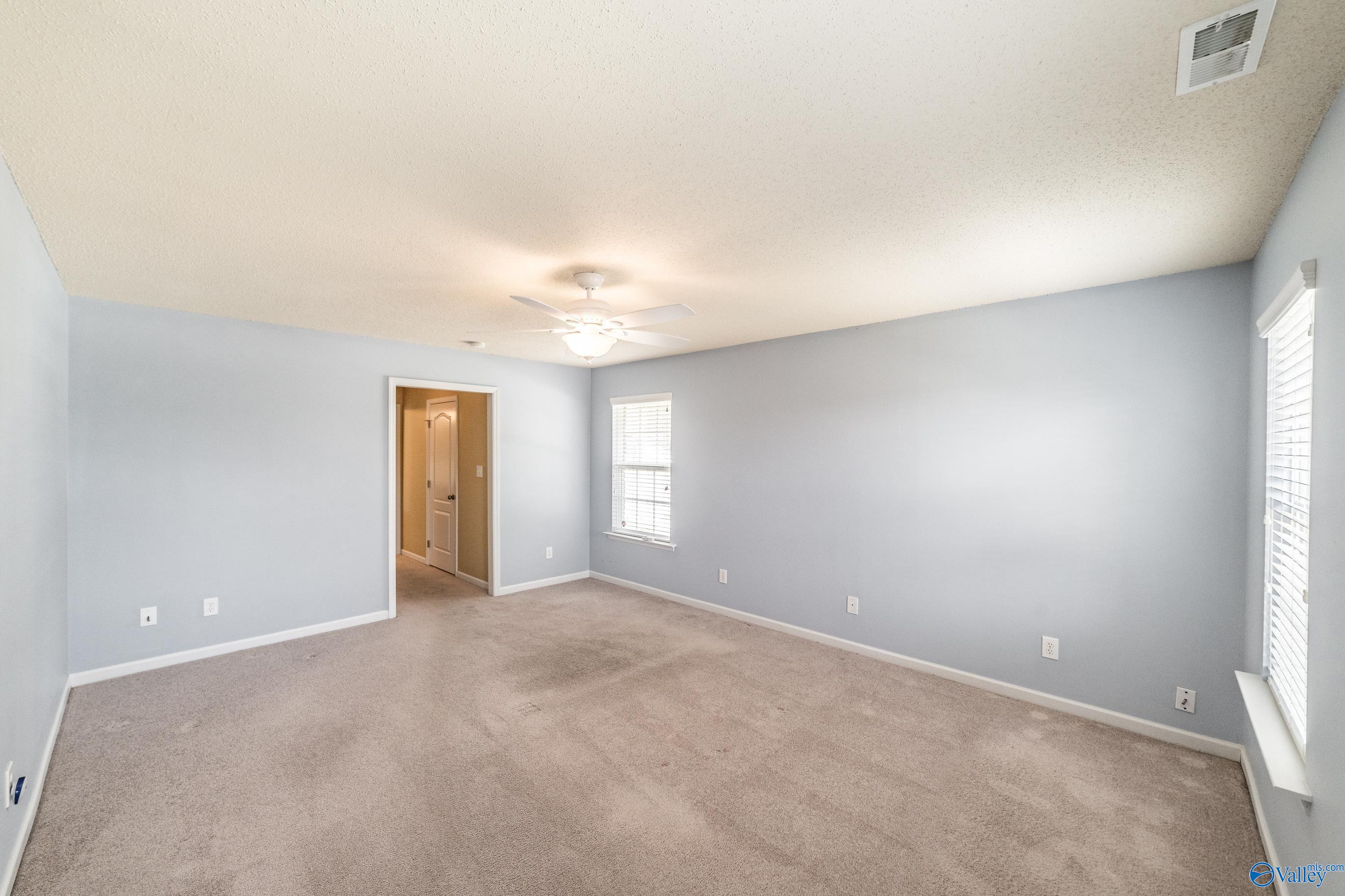 112 Acacia Trail Drive