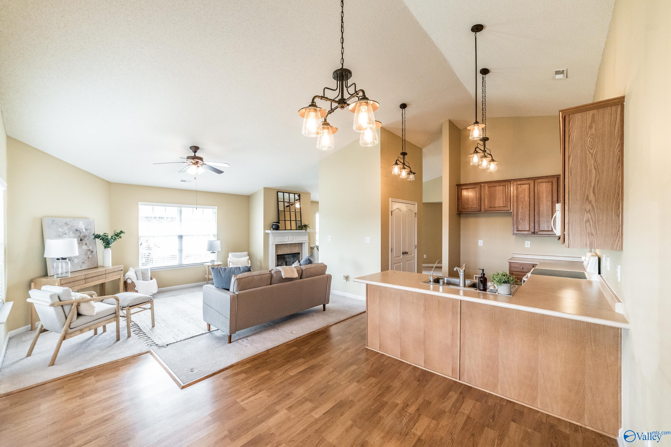 112 Acacia Trail Drive