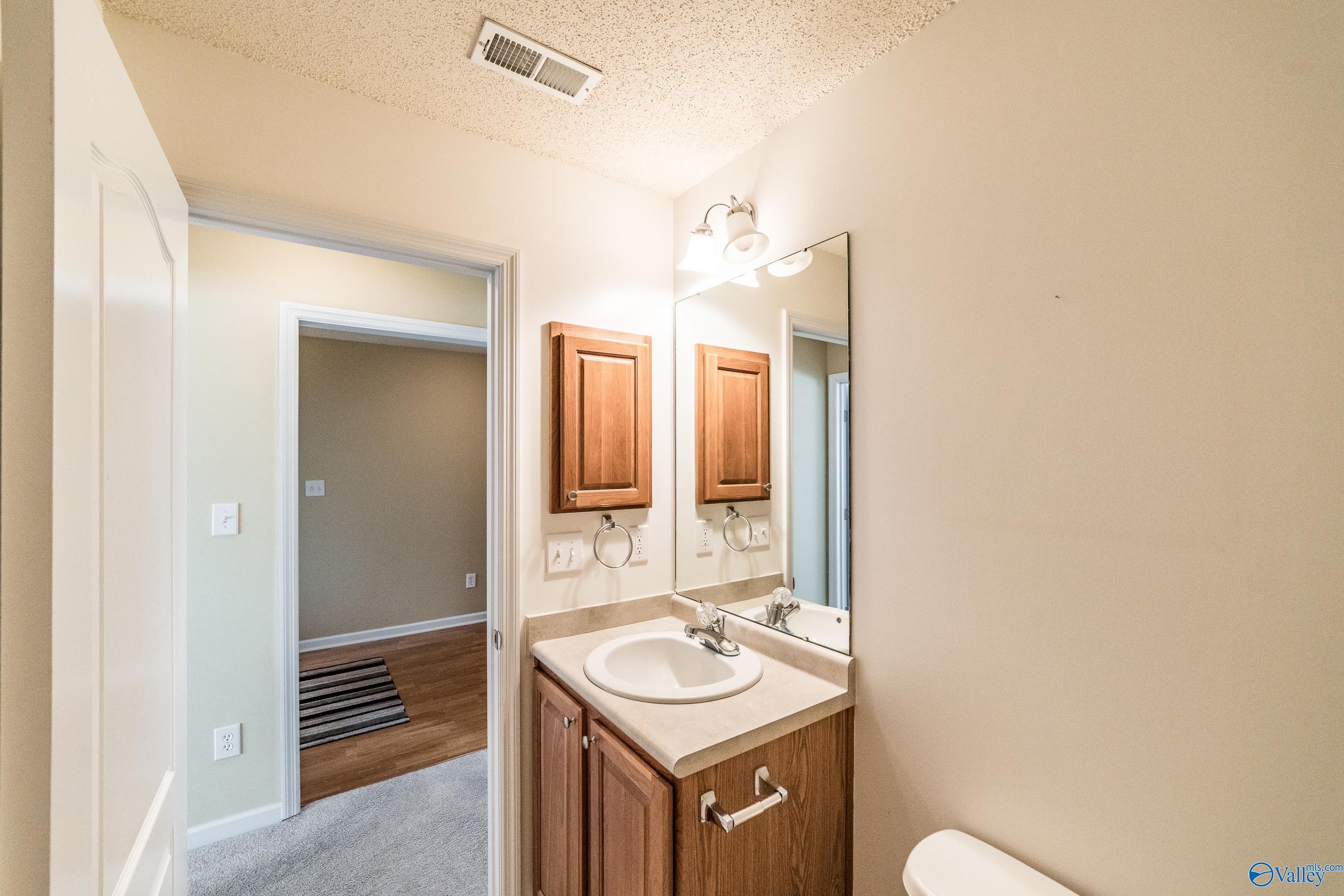 112 Acacia Trail Drive