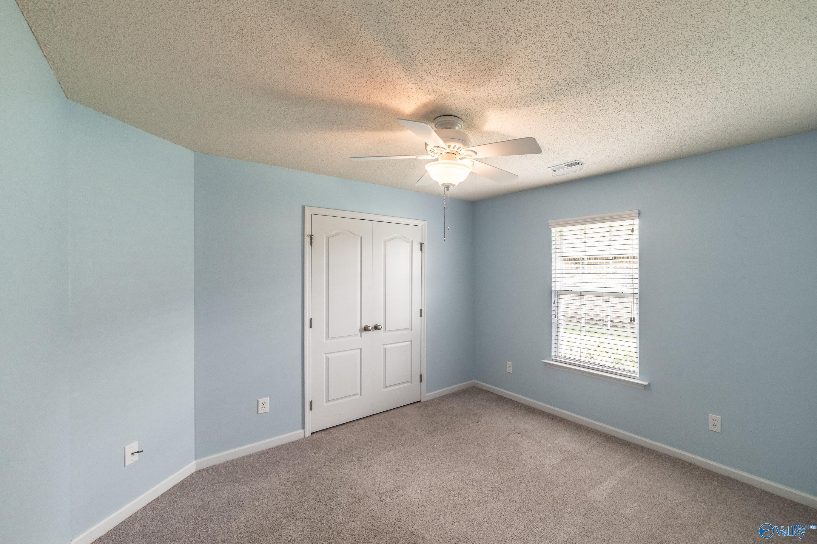 112 Acacia Trail Drive