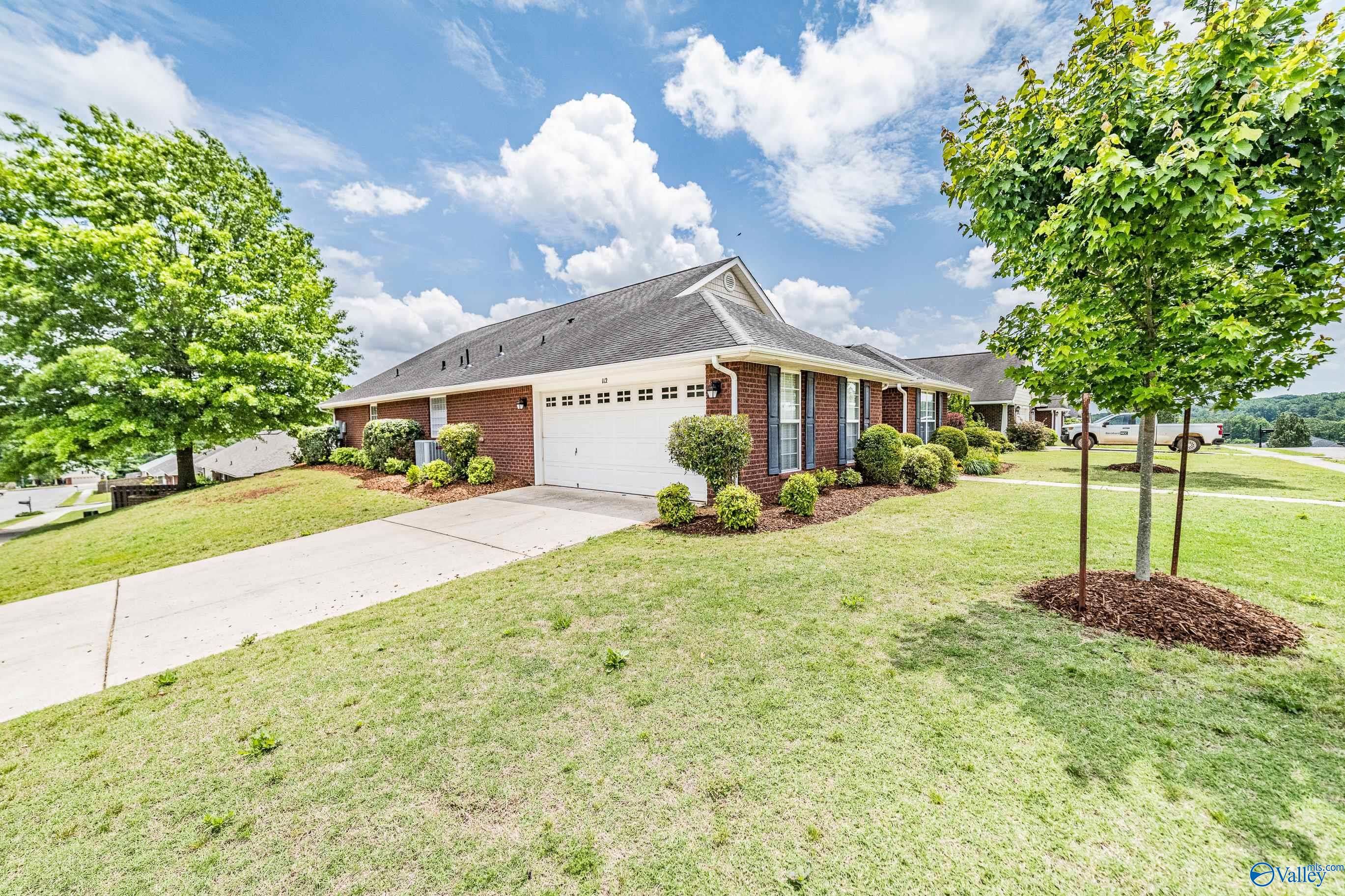 112 Acacia Trail Drive