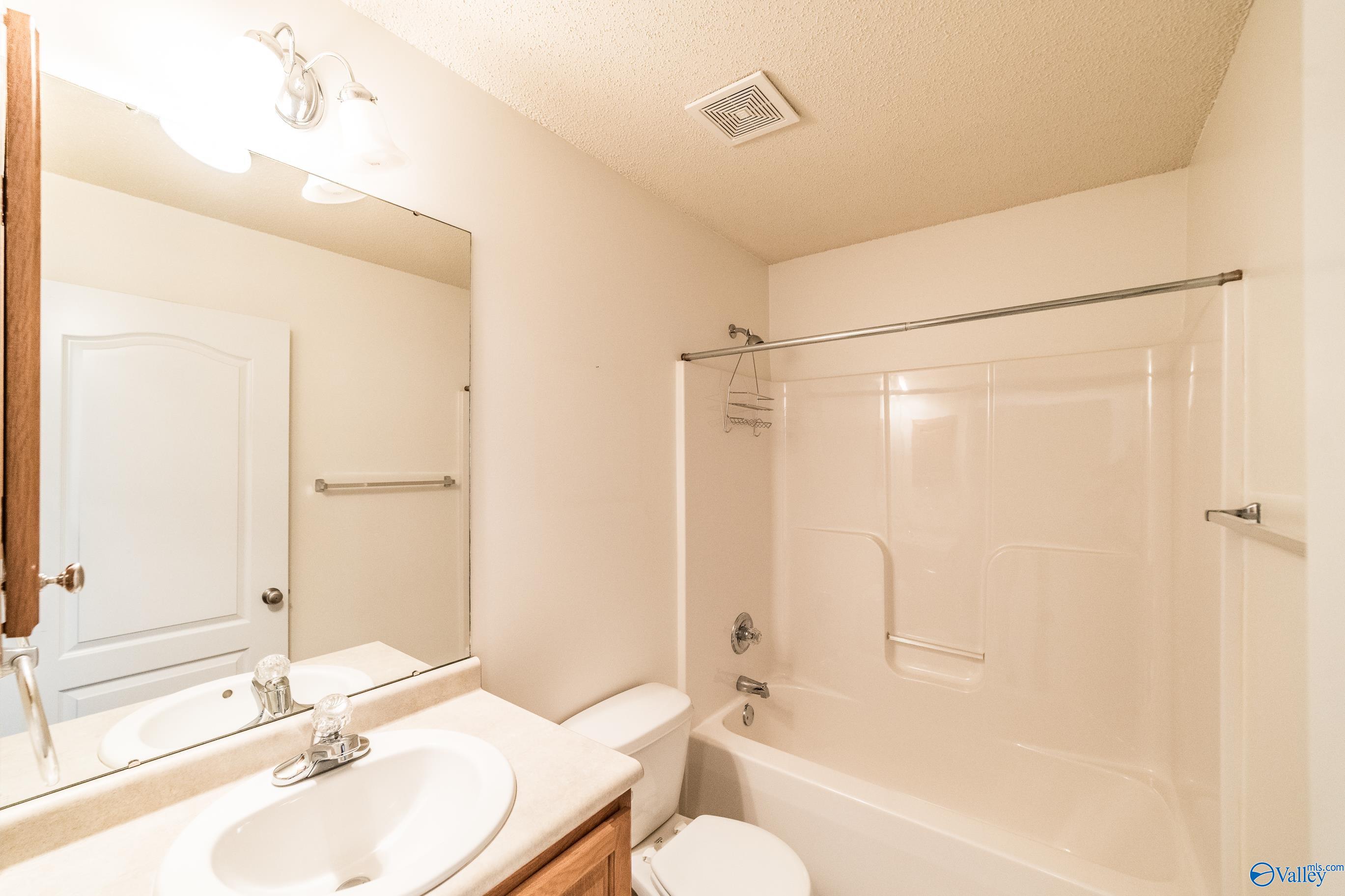 112 Acacia Trail Drive