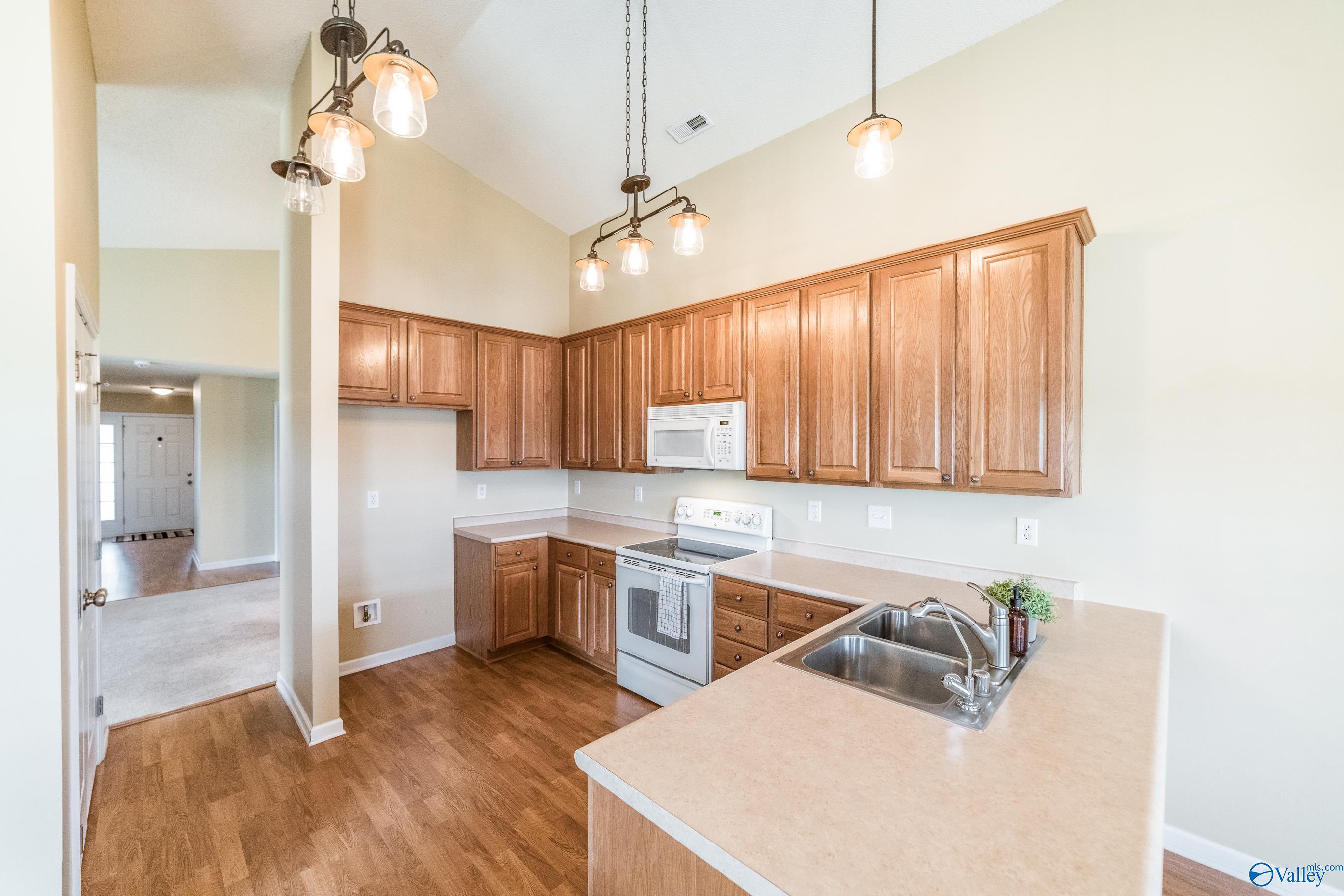 112 Acacia Trail Drive