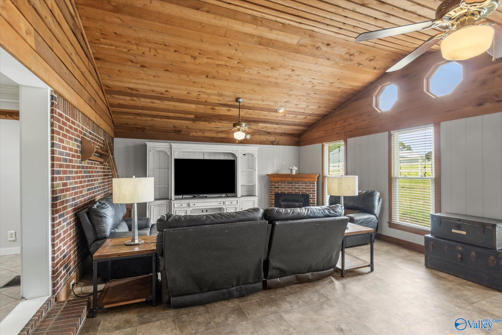 670 County Road 325