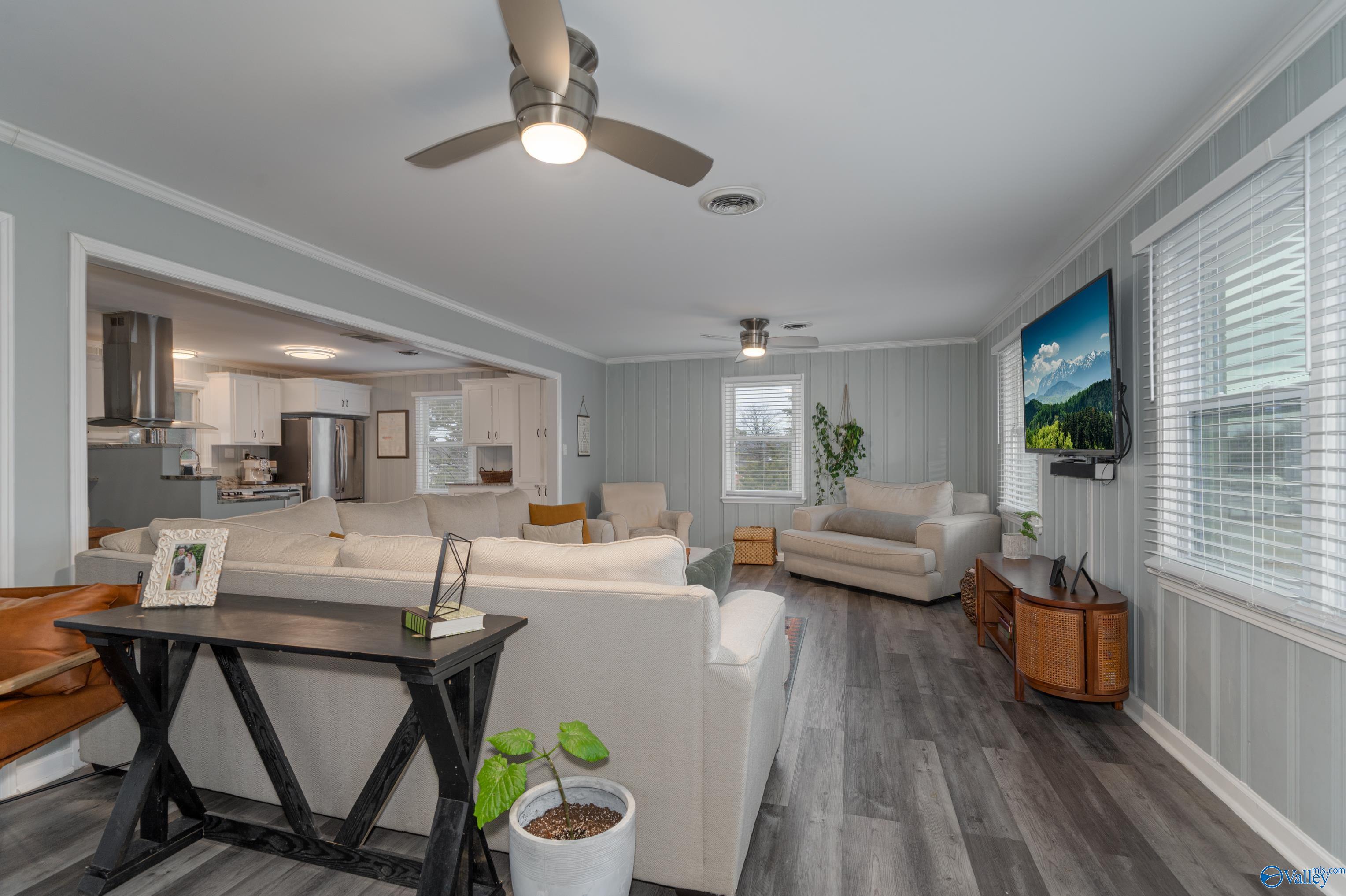 1207 Woodall Lane
