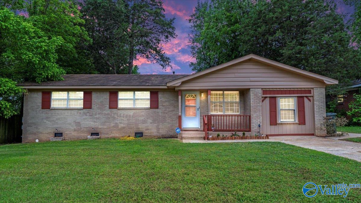 2404 Larkwood Circle