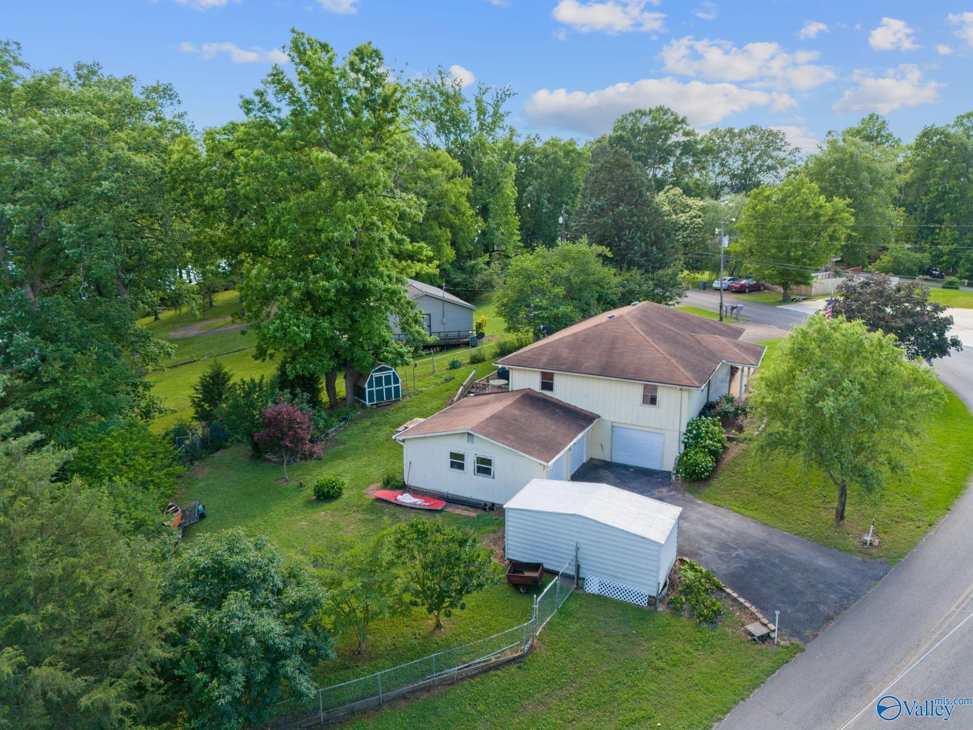 406 Aqua Vista Drive