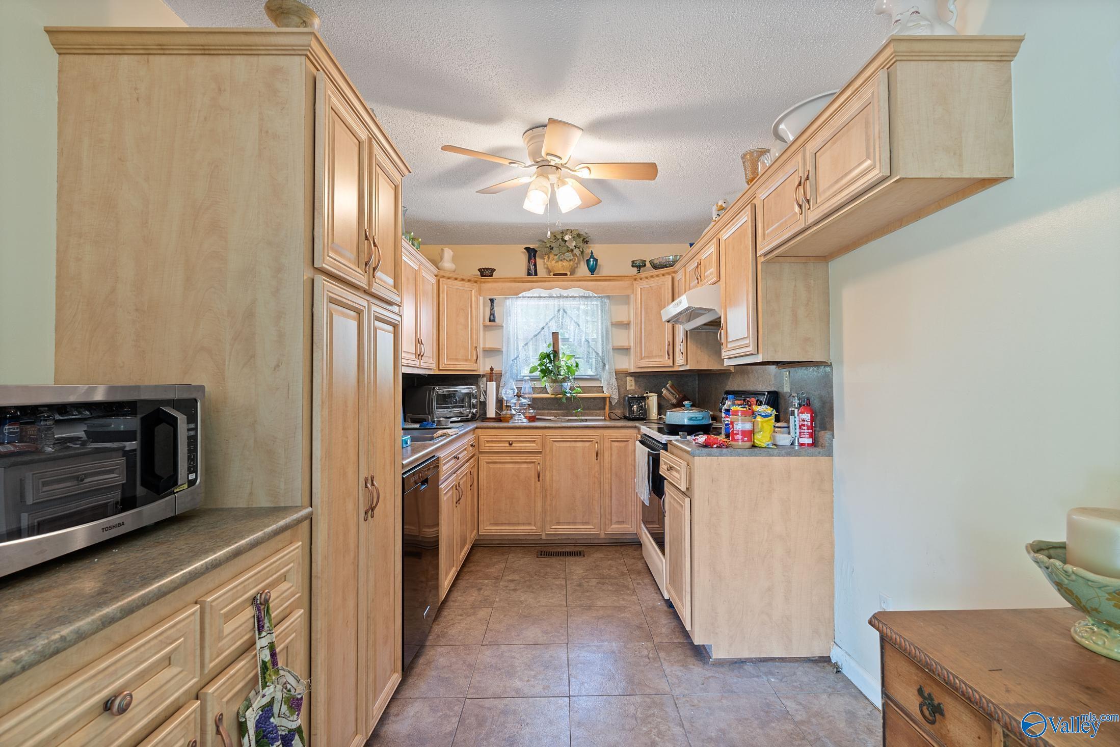406 Aqua Vista Drive