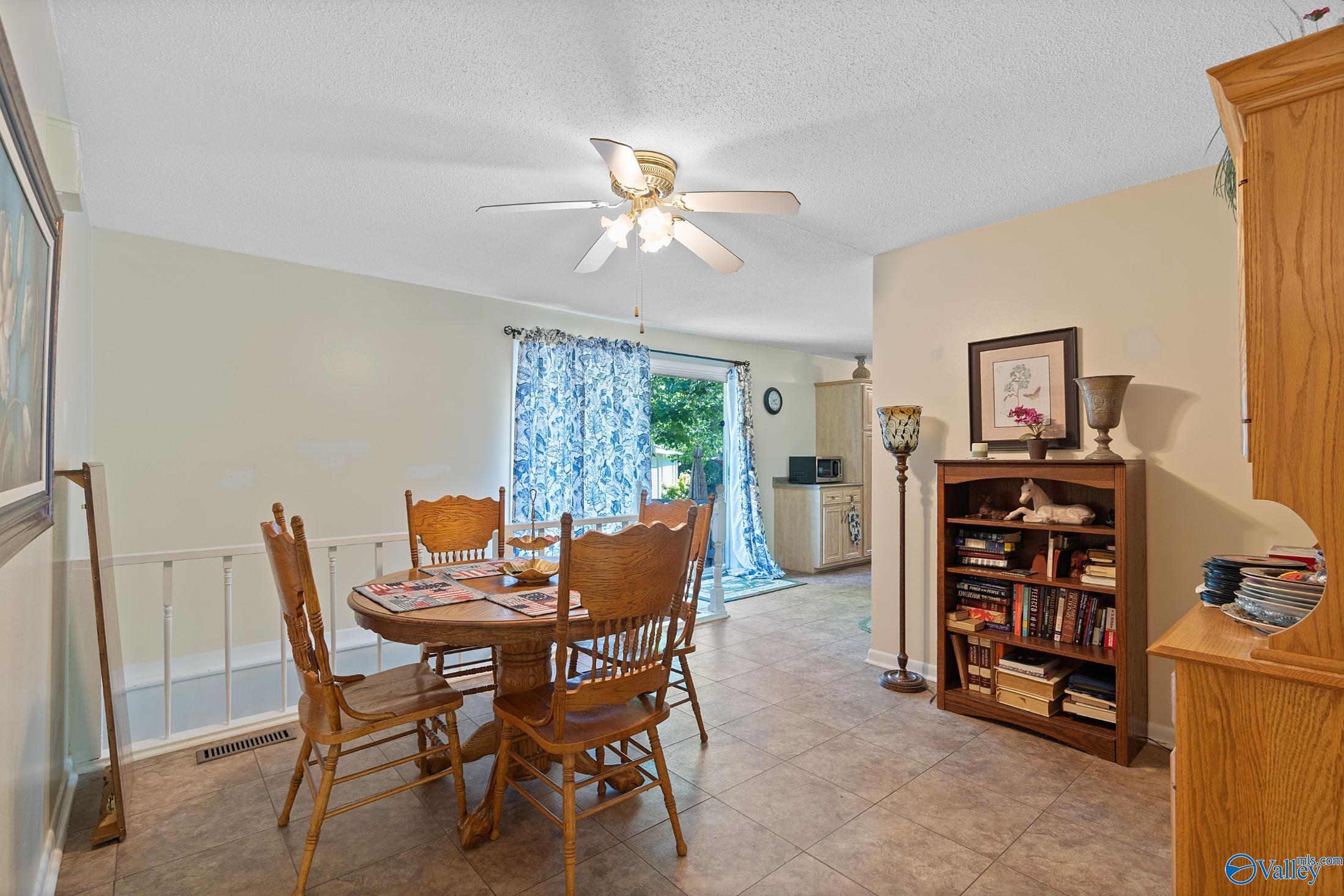 406 Aqua Vista Drive