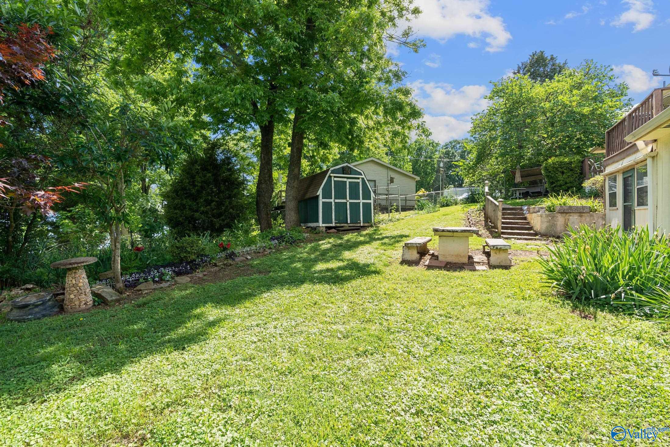 406 Aqua Vista Drive
