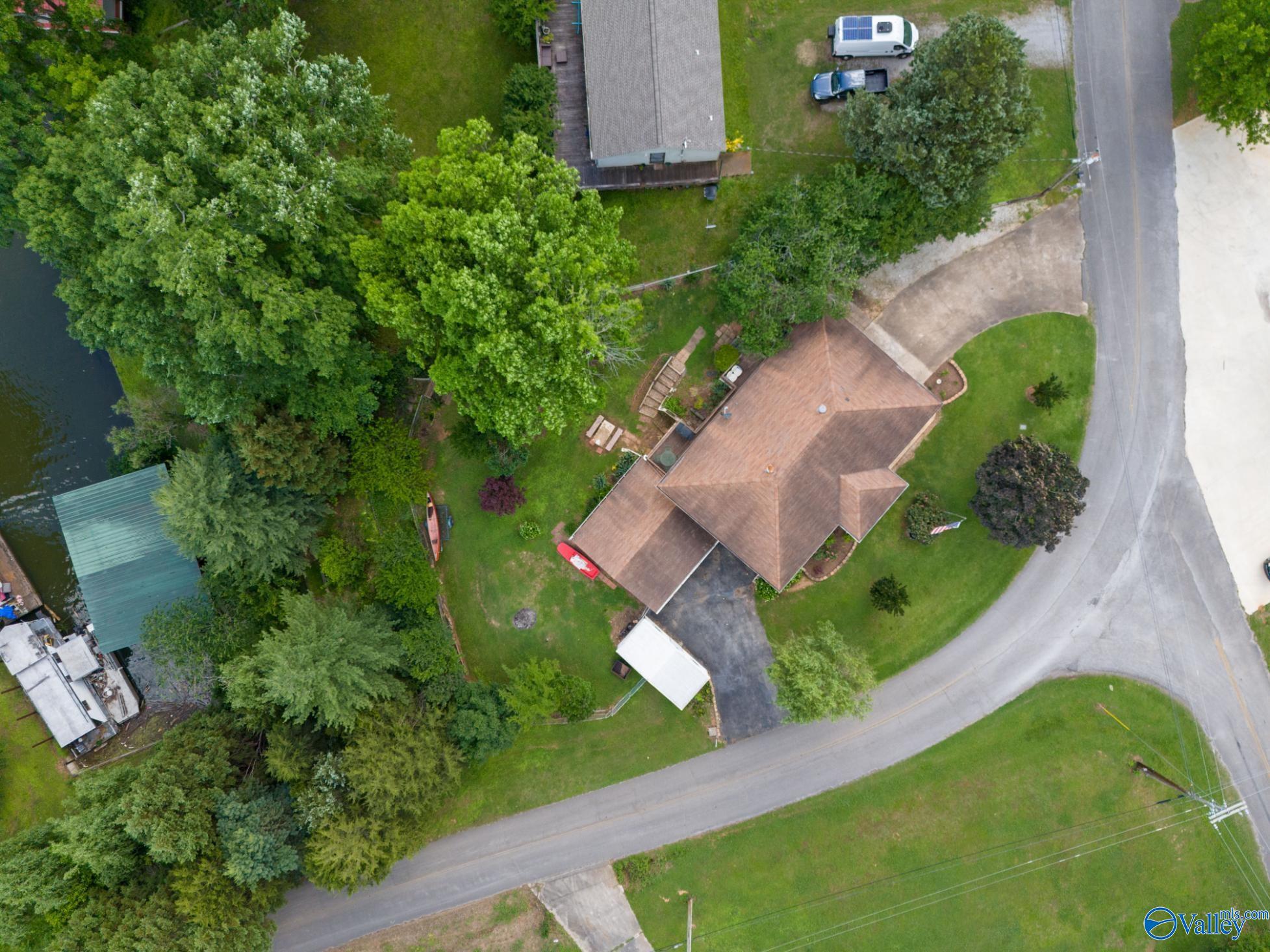 406 Aqua Vista Drive