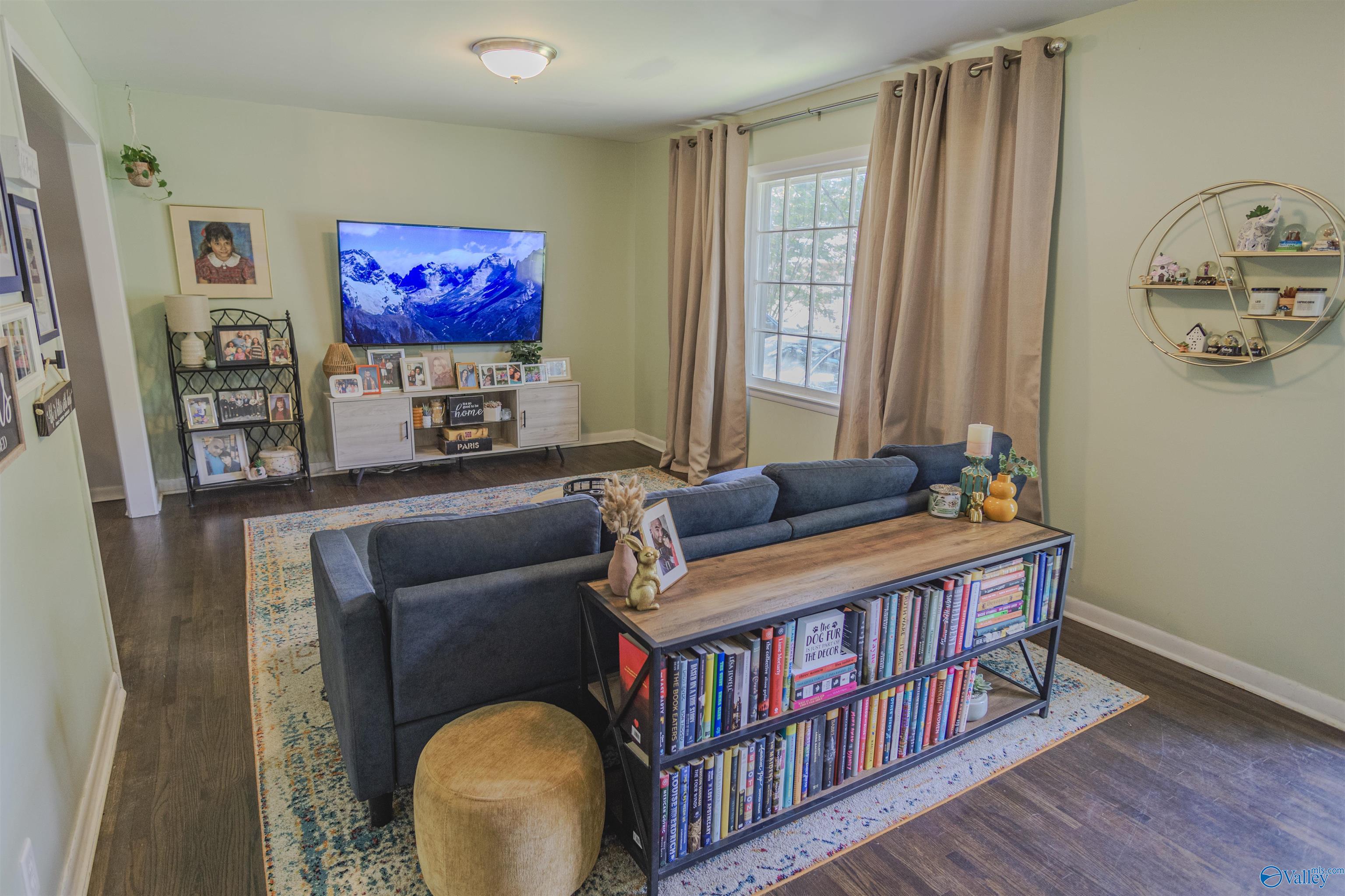 12109 Greenleaf Drive SE