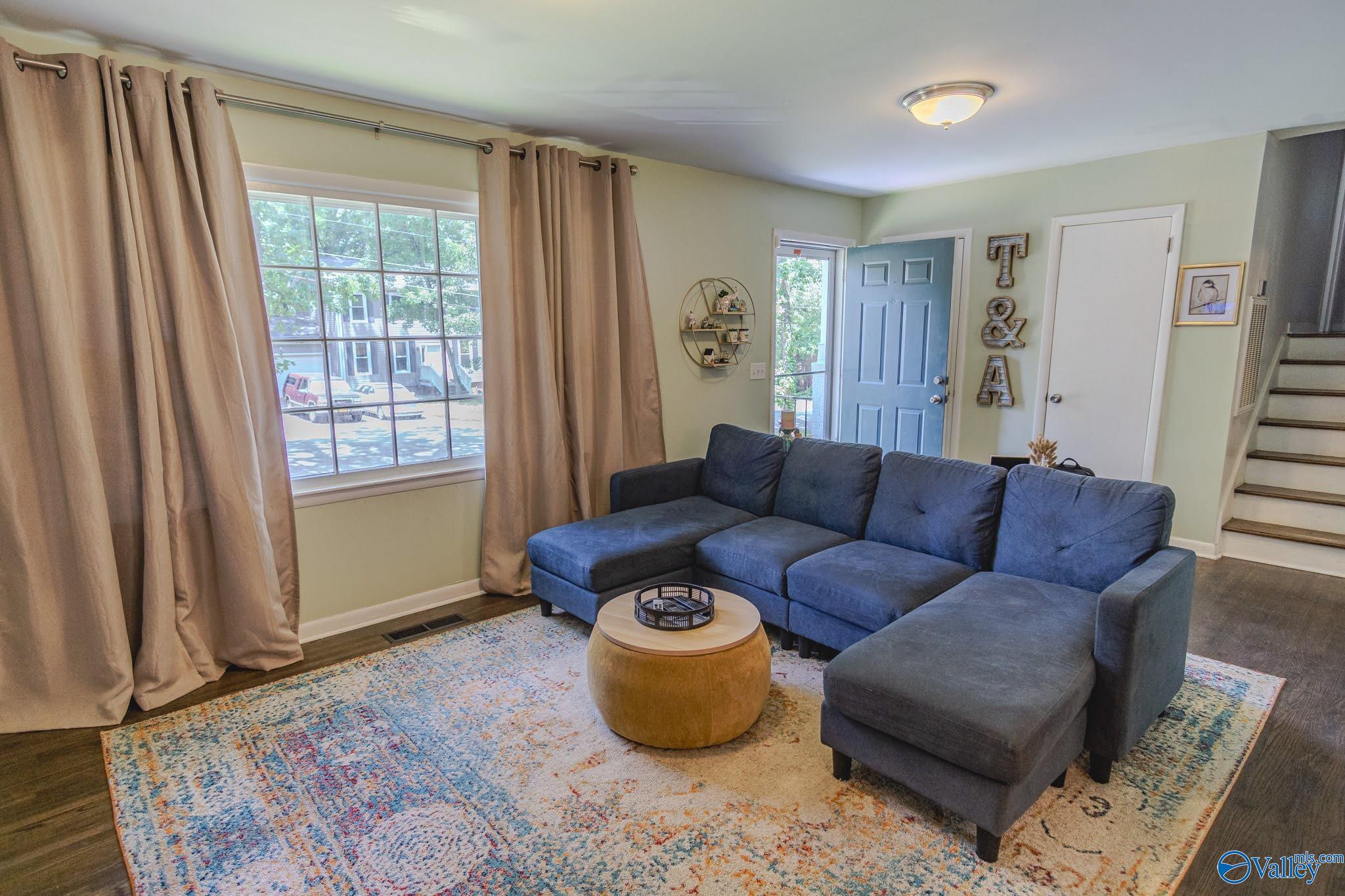 12109 Greenleaf Drive SE