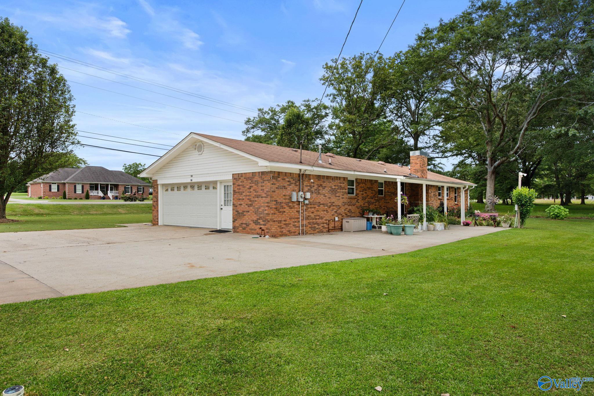 901 Beverly Street NE