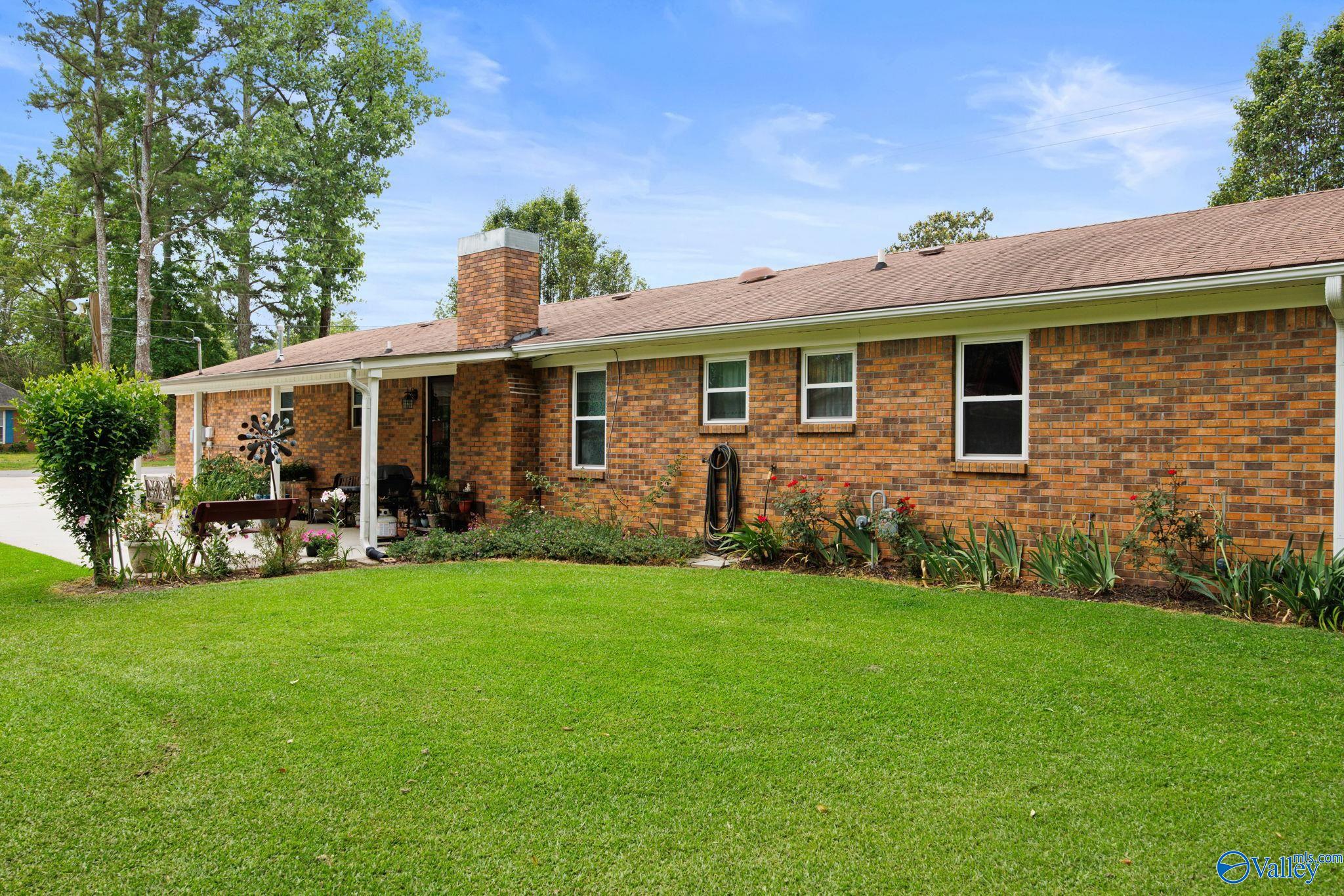 901 Beverly Street NE