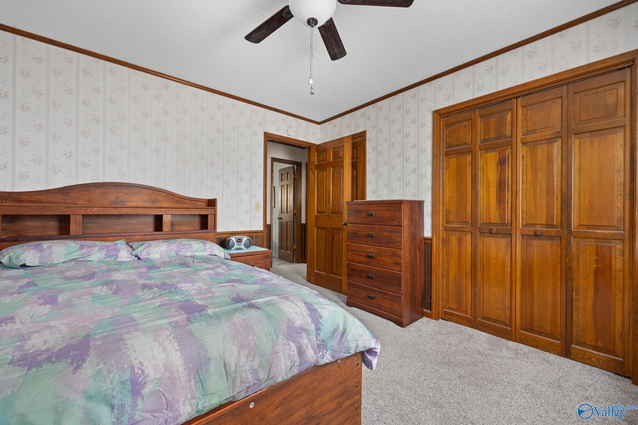 901 Beverly Street NE