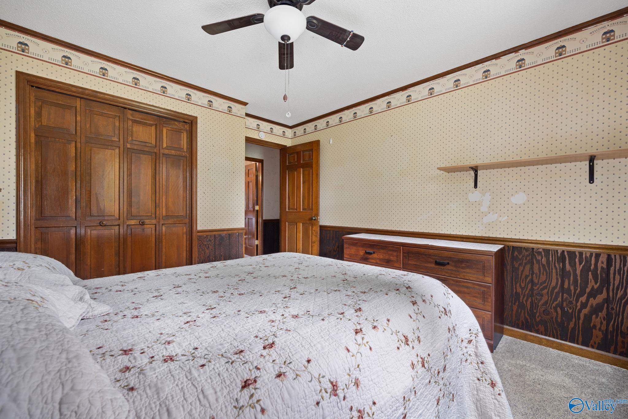 901 Beverly Street NE