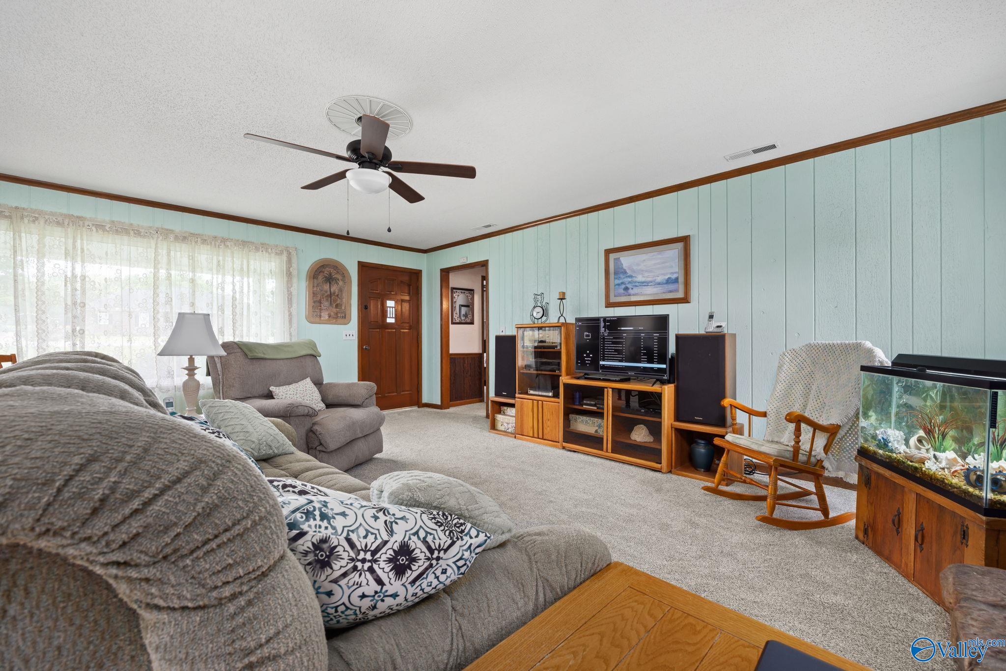 901 Beverly Street NE