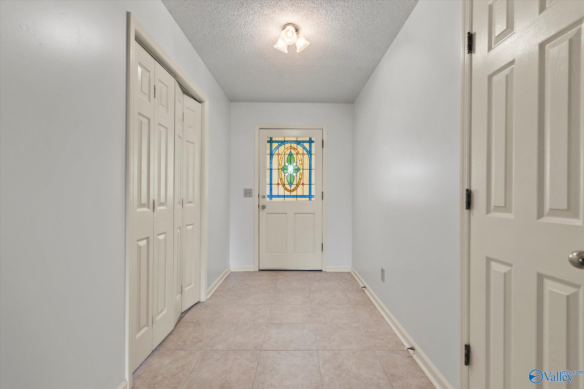 107 Indian Trace Circle