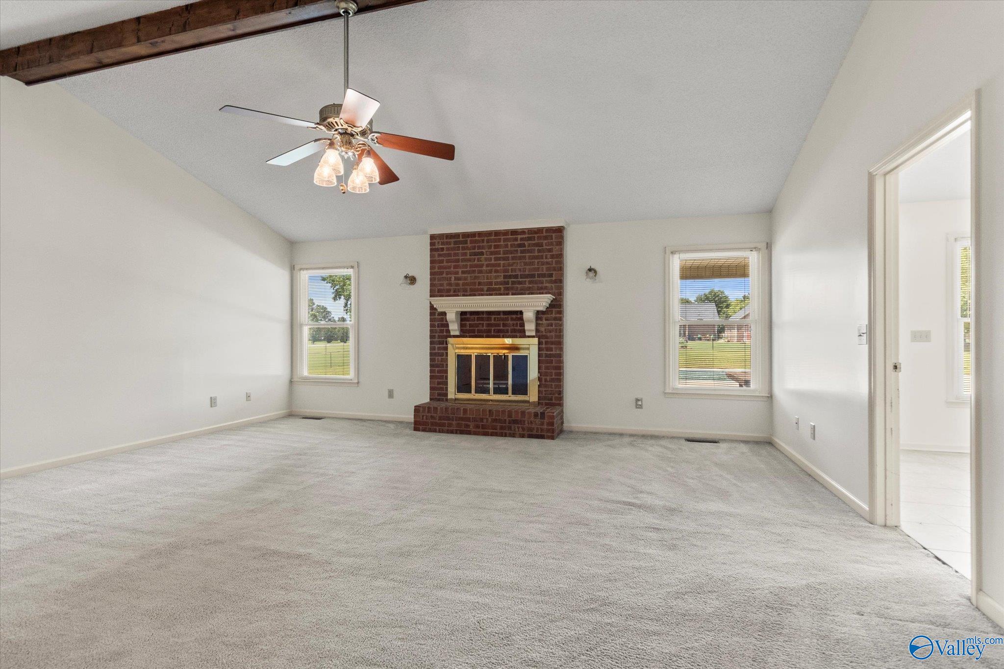 107 Indian Trace Circle