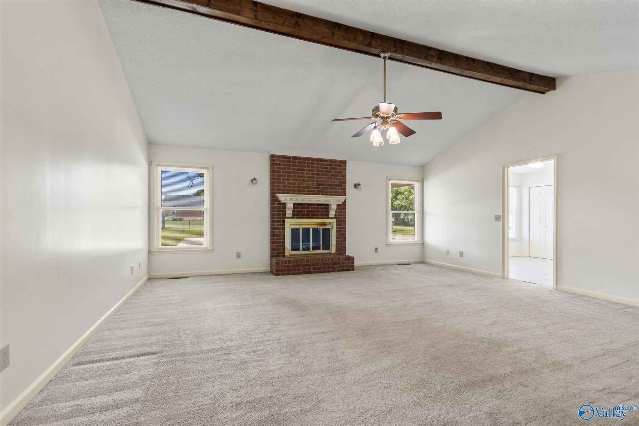 107 Indian Trace Circle