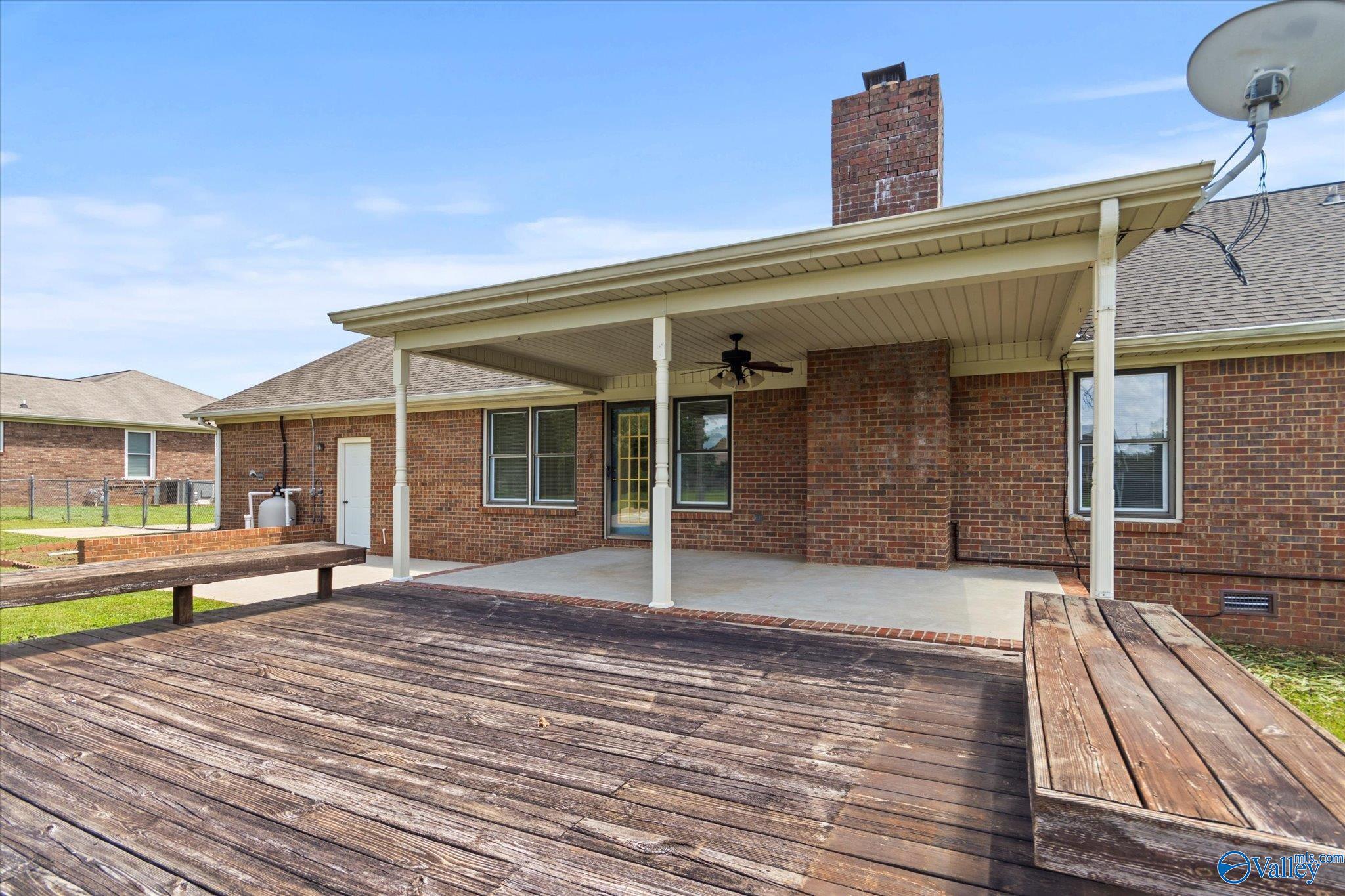 107 Indian Trace Circle