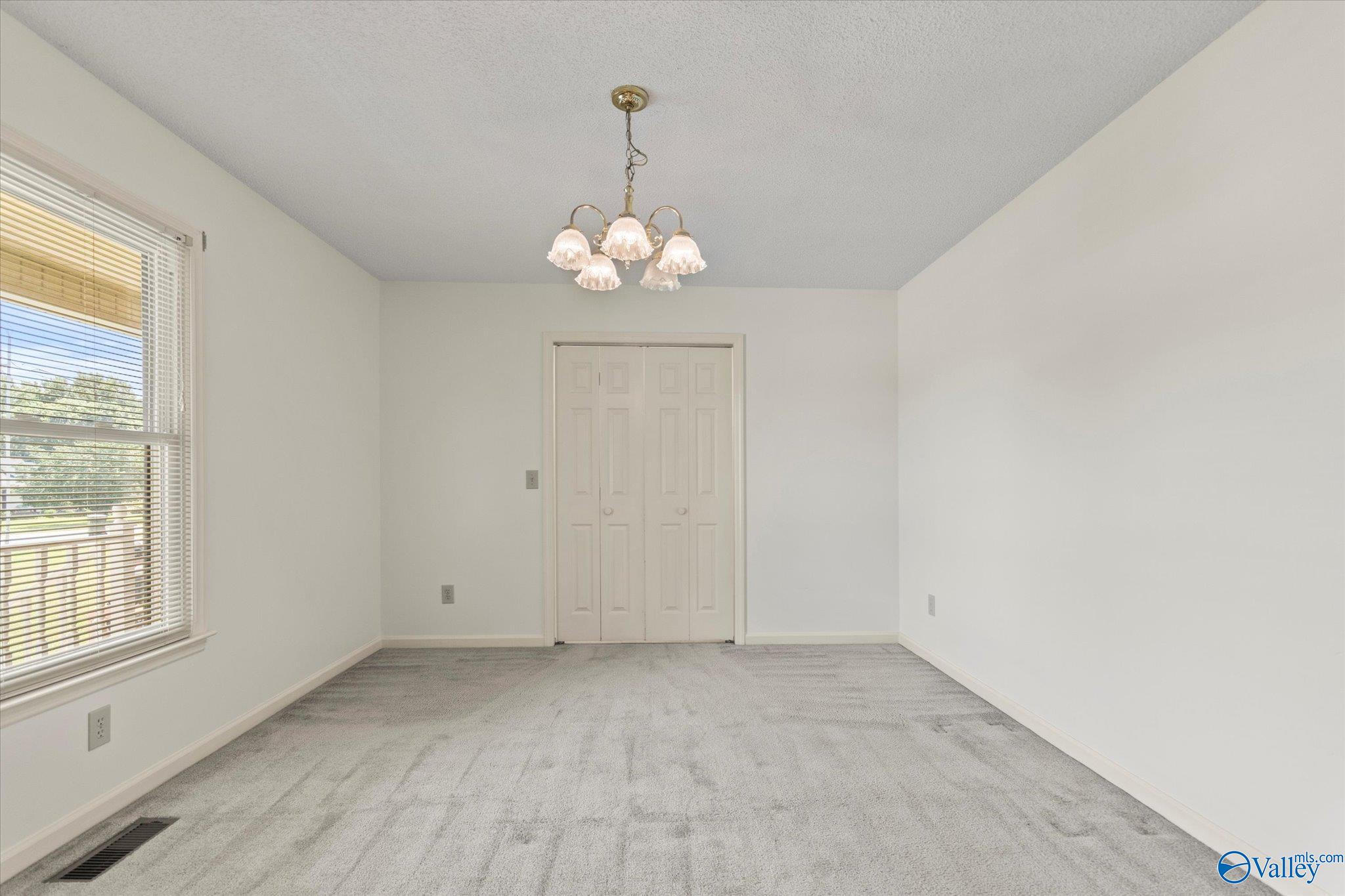 107 Indian Trace Circle