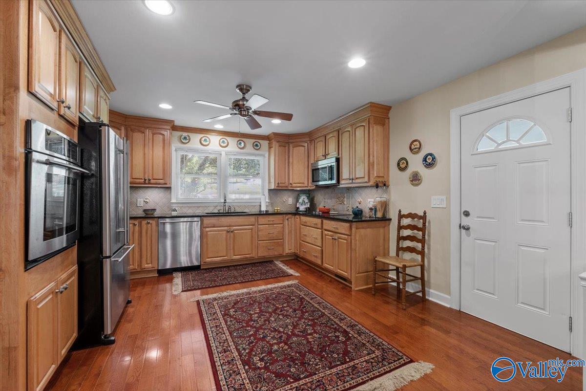 4301 Garth Road