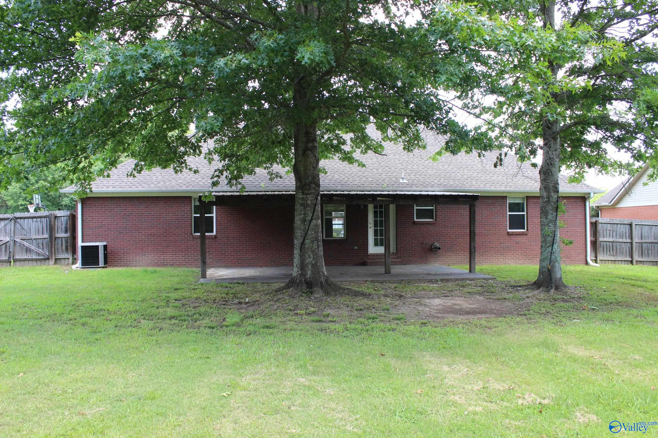 1010 Clint Drive SE