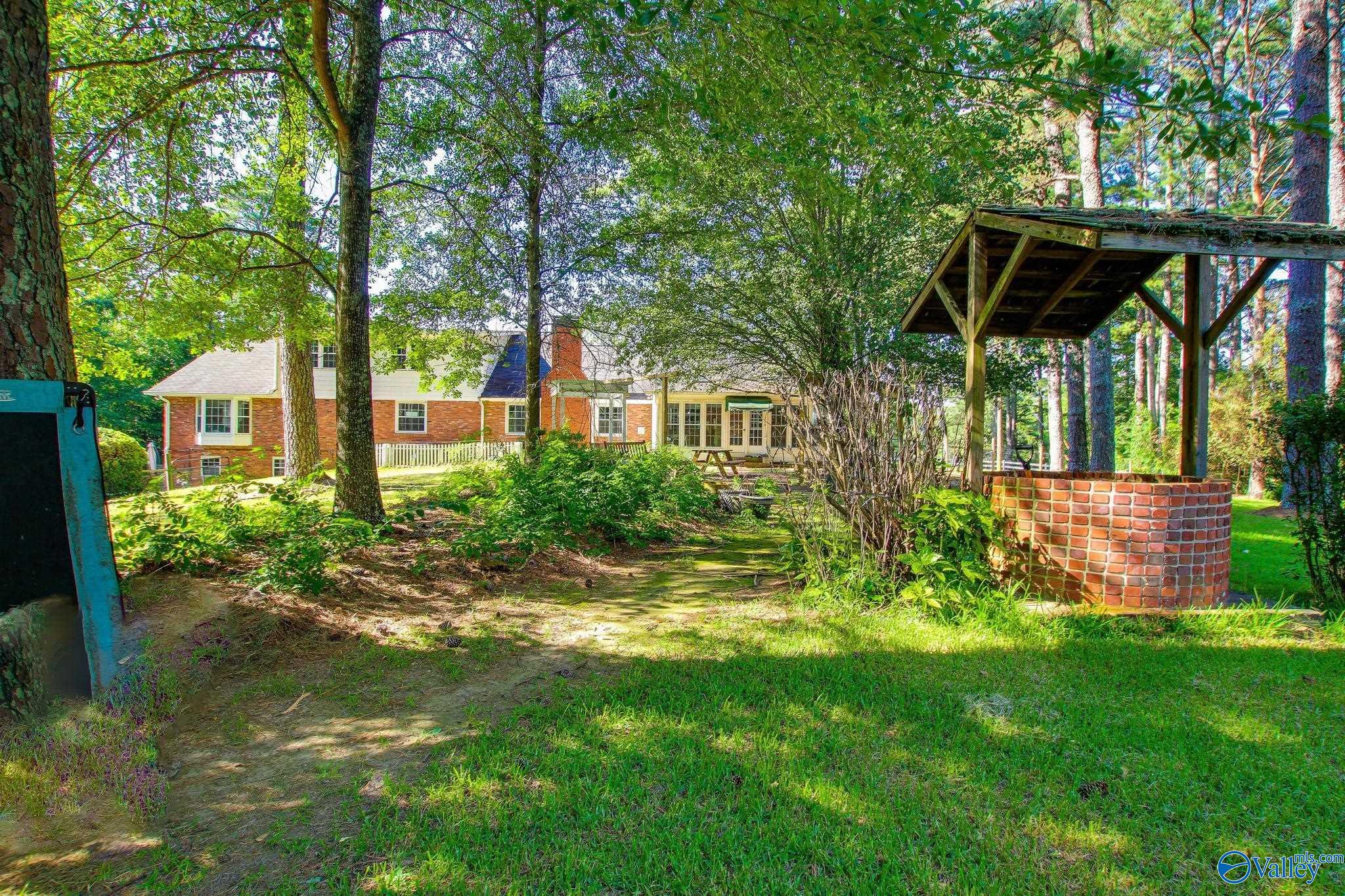701 Austinville Flint Road SW