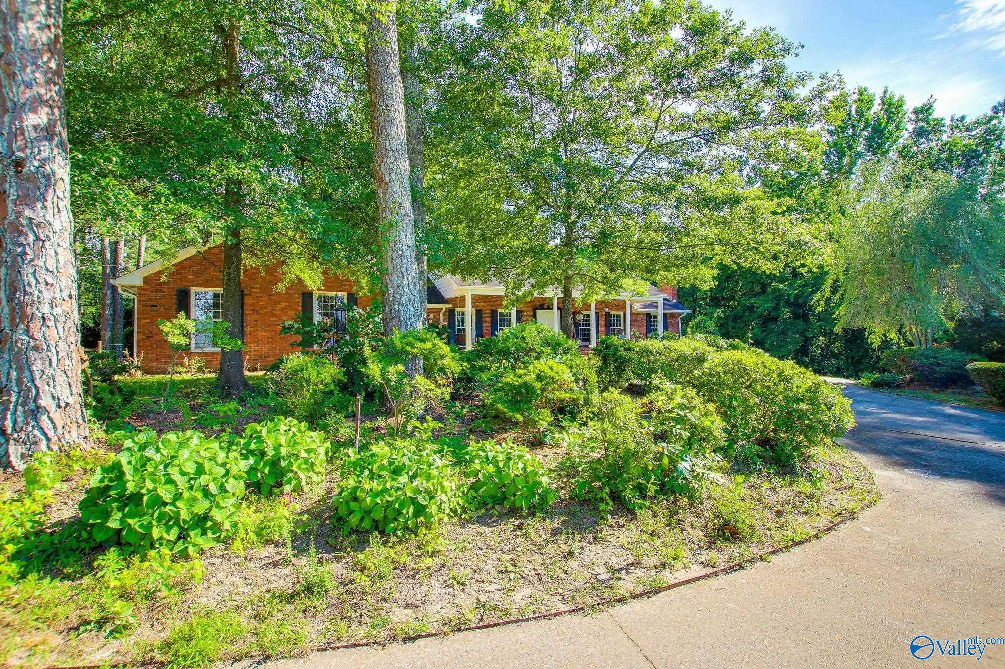 701 Austinville Flint Road SW