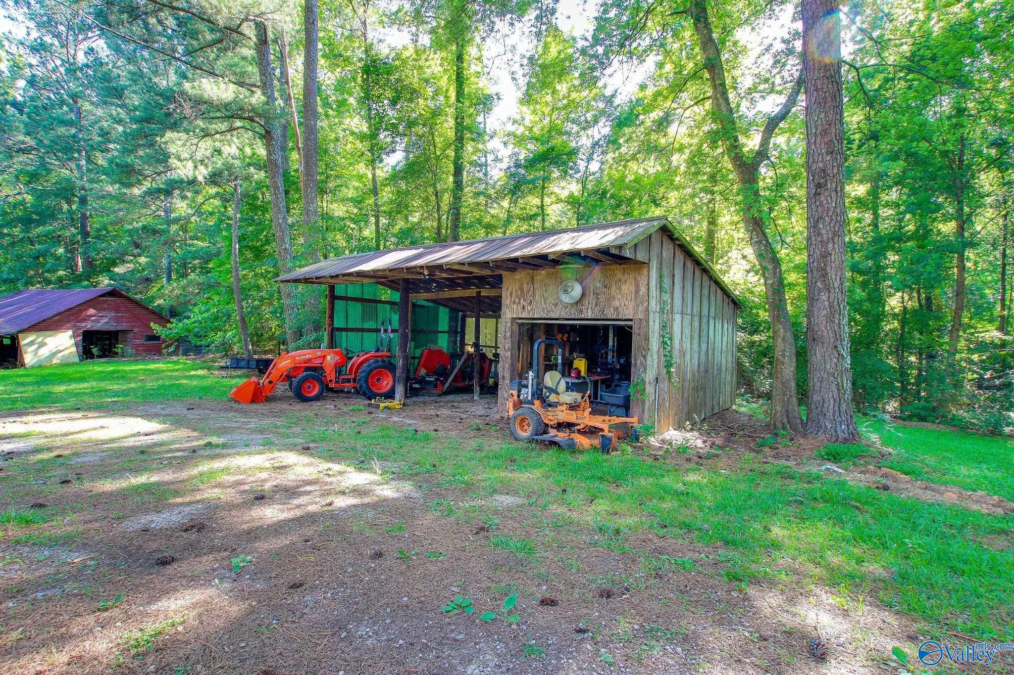 701 Austinville Flint Road SW