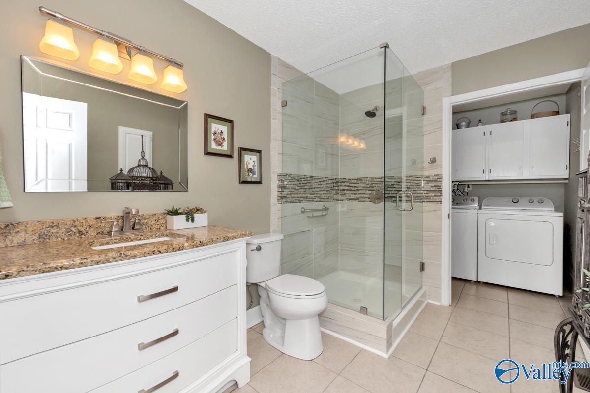 108 Wheat Ridge Road NE