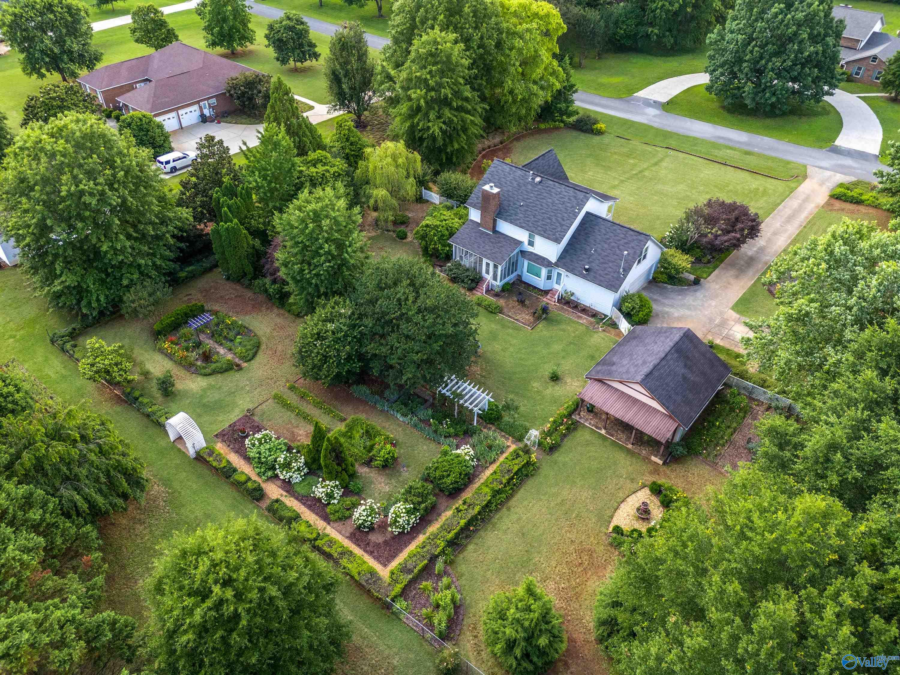 108 Wheat Ridge Road NE