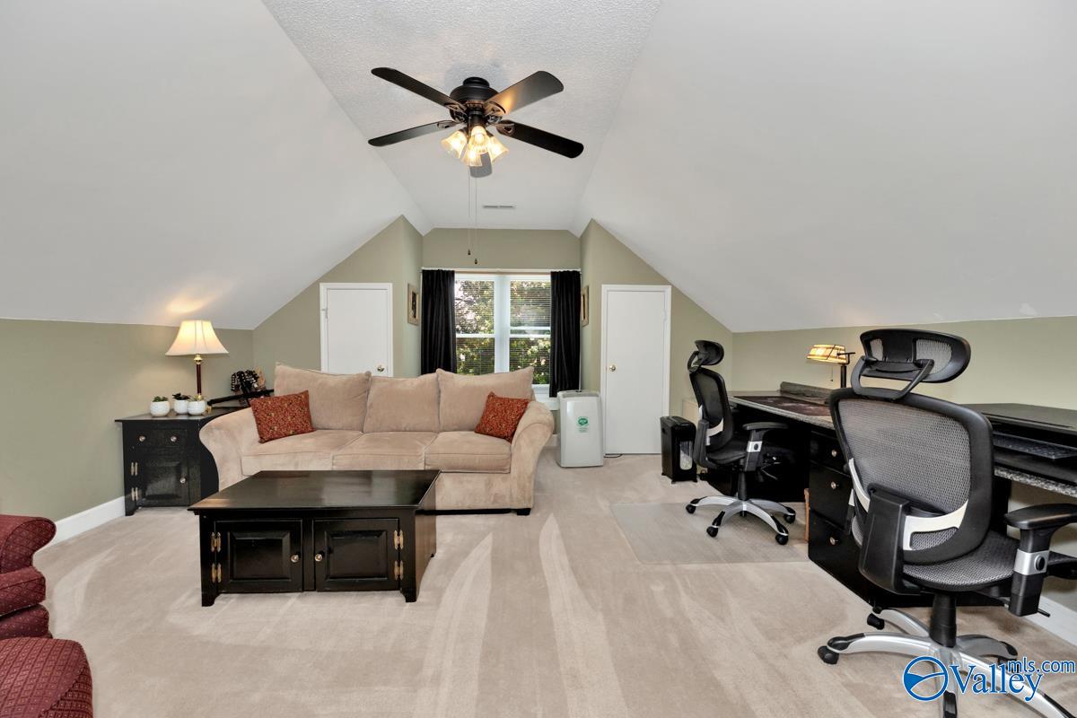 108 Wheat Ridge Road NE