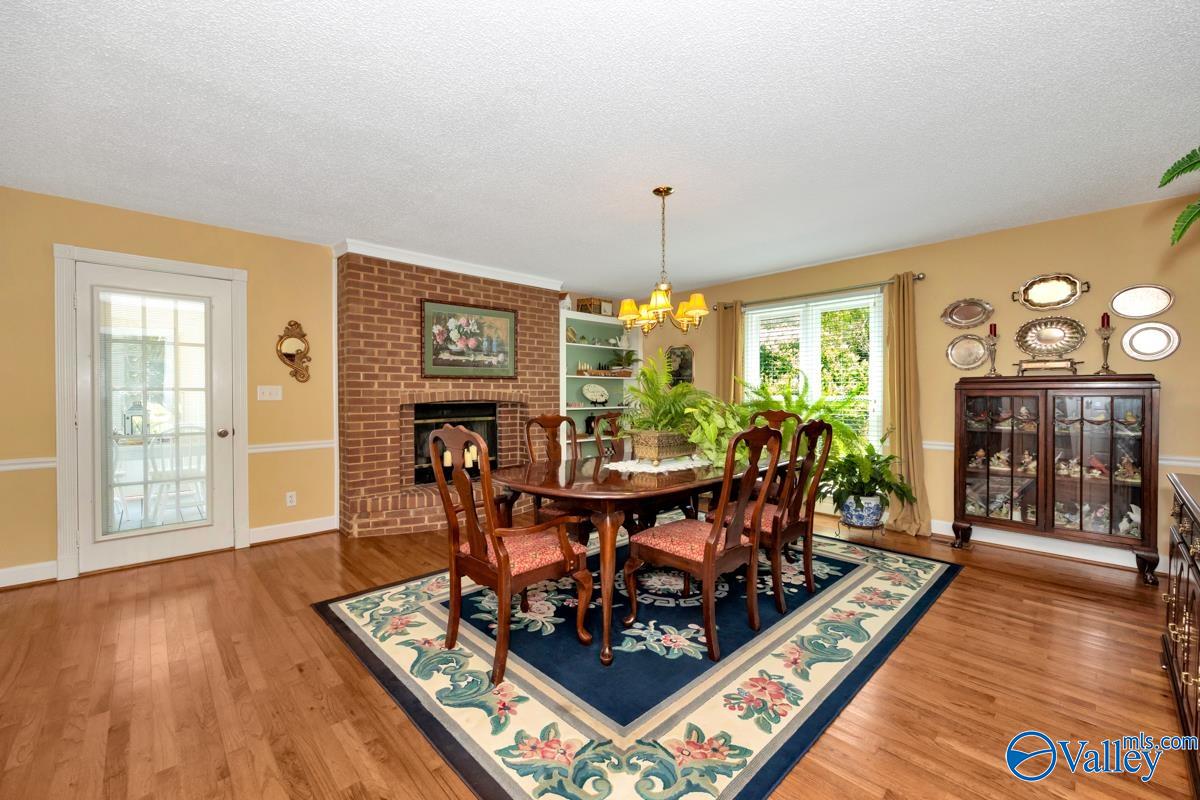 108 Wheat Ridge Road NE