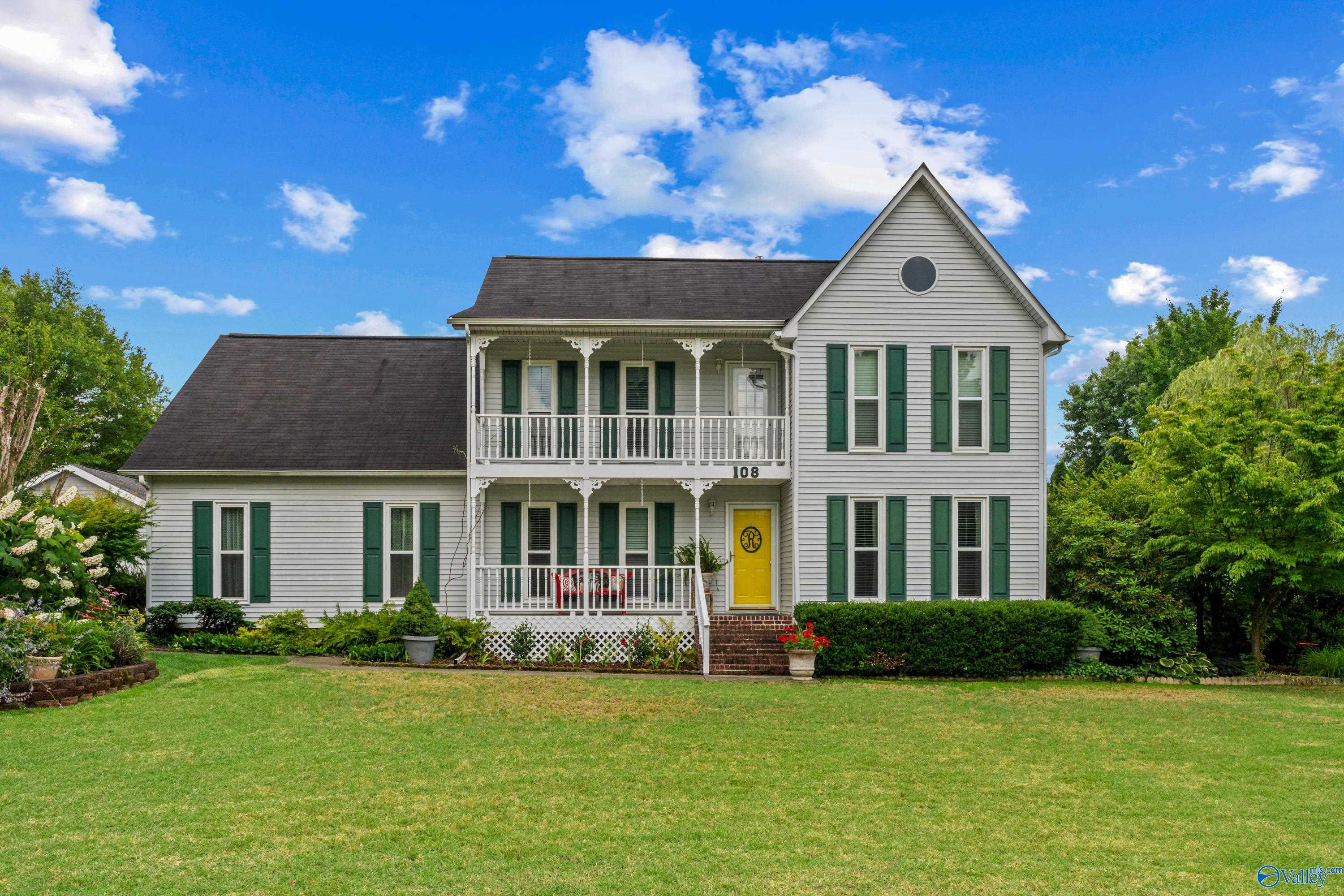 108 Wheat Ridge Road NE