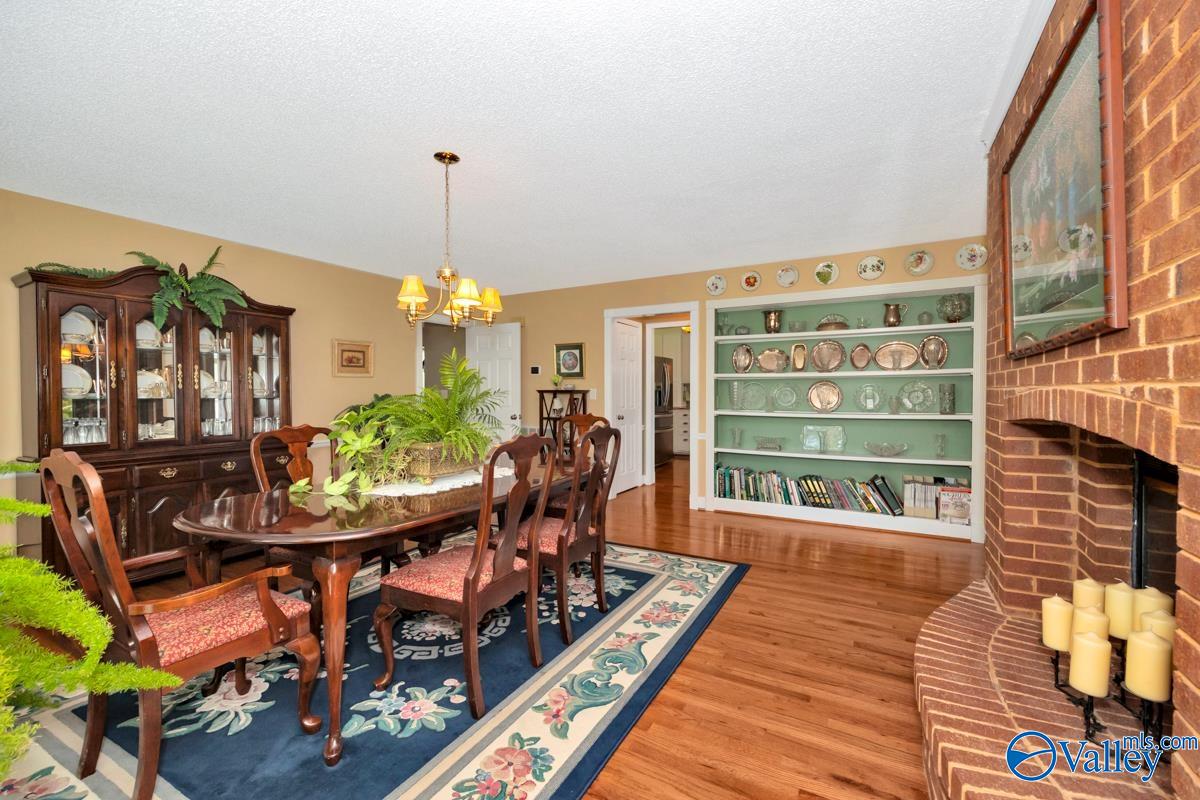 108 Wheat Ridge Road NE