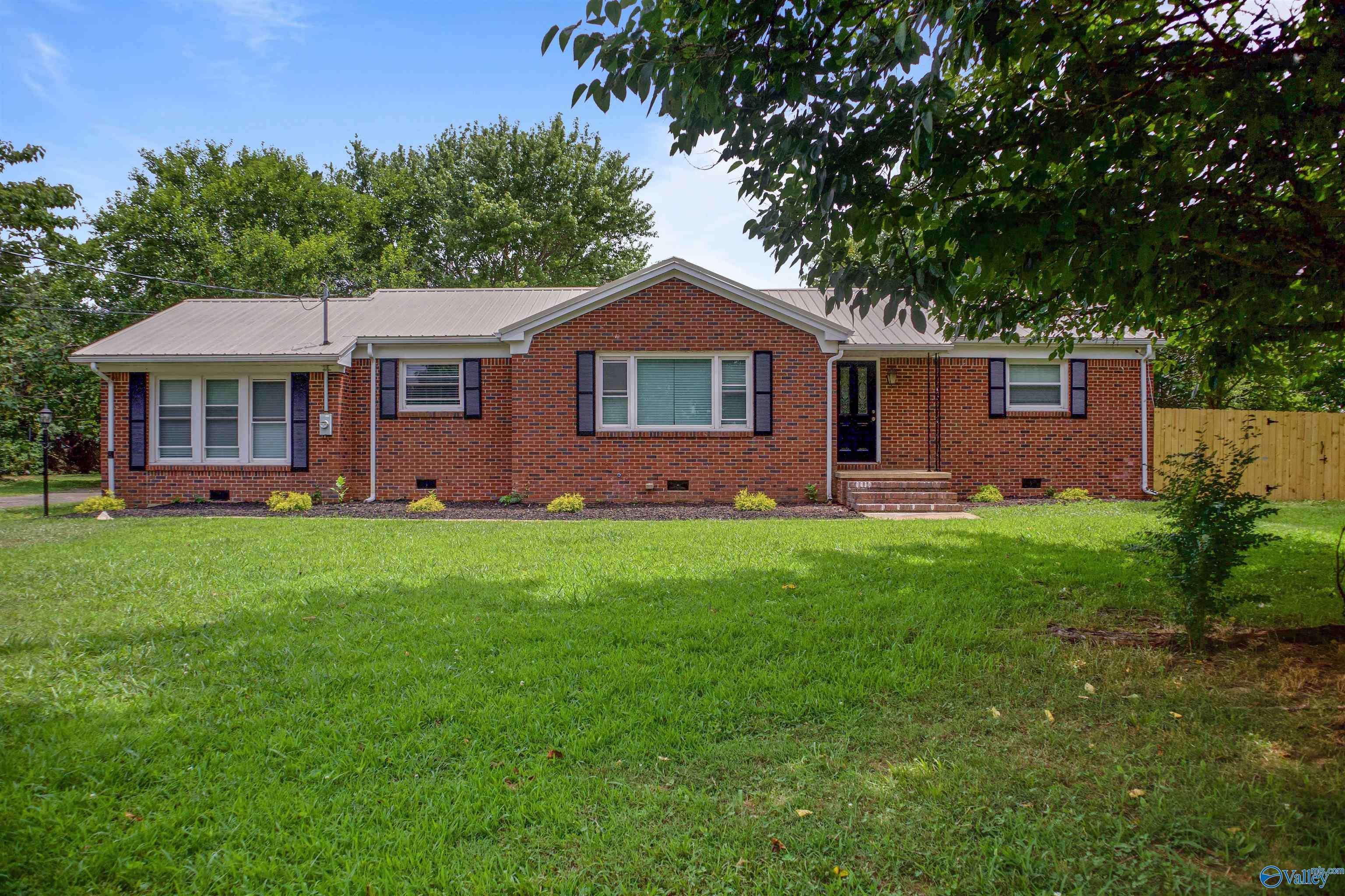 808 Rolan Gooch Road