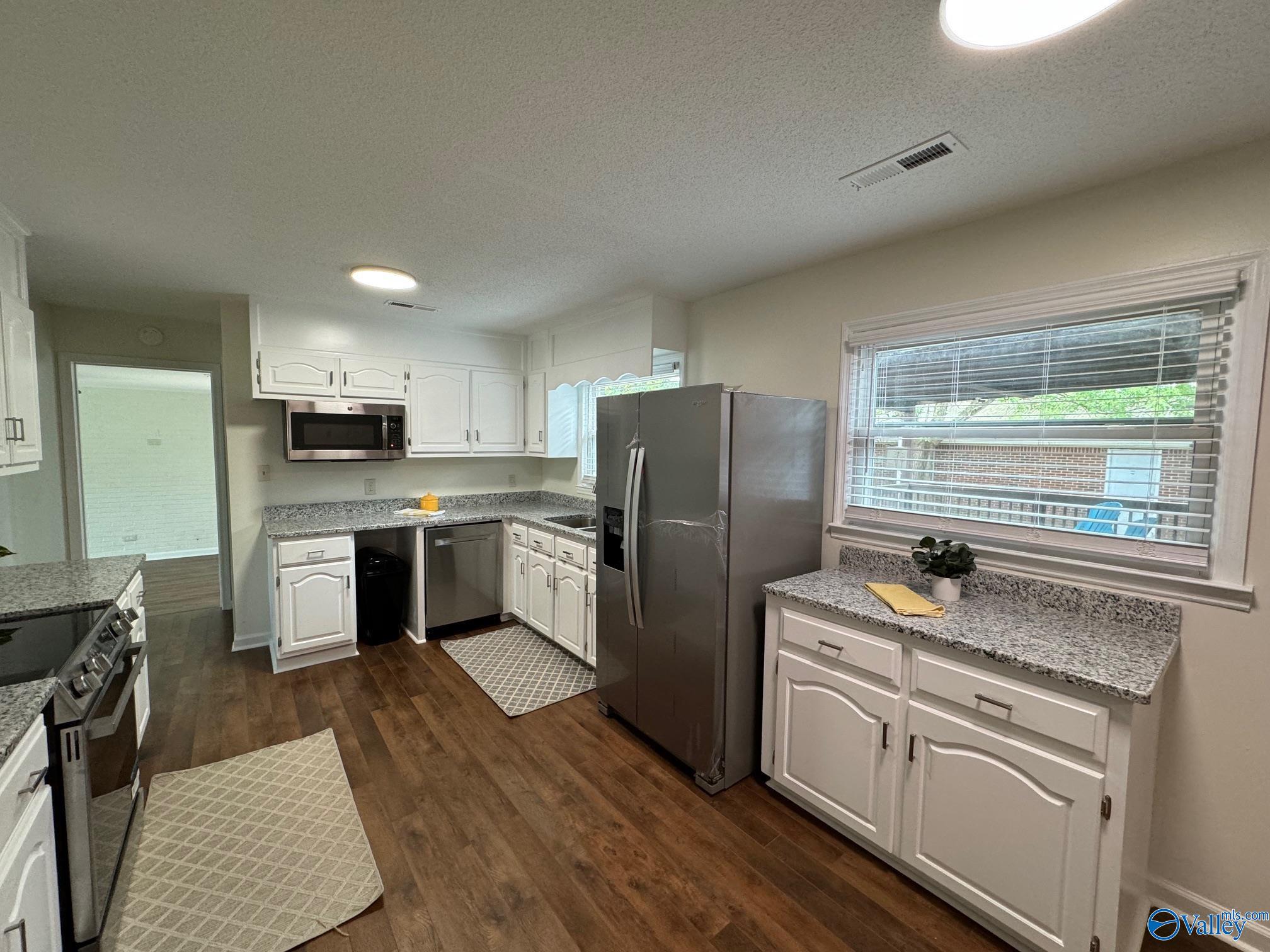 808 Rolan Gooch Road