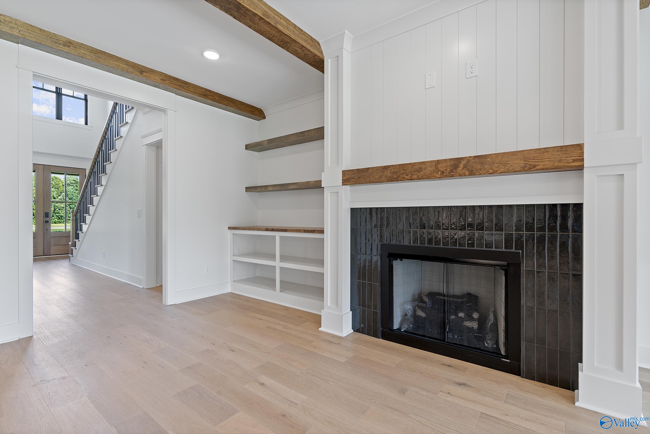 112 Sydney School Way