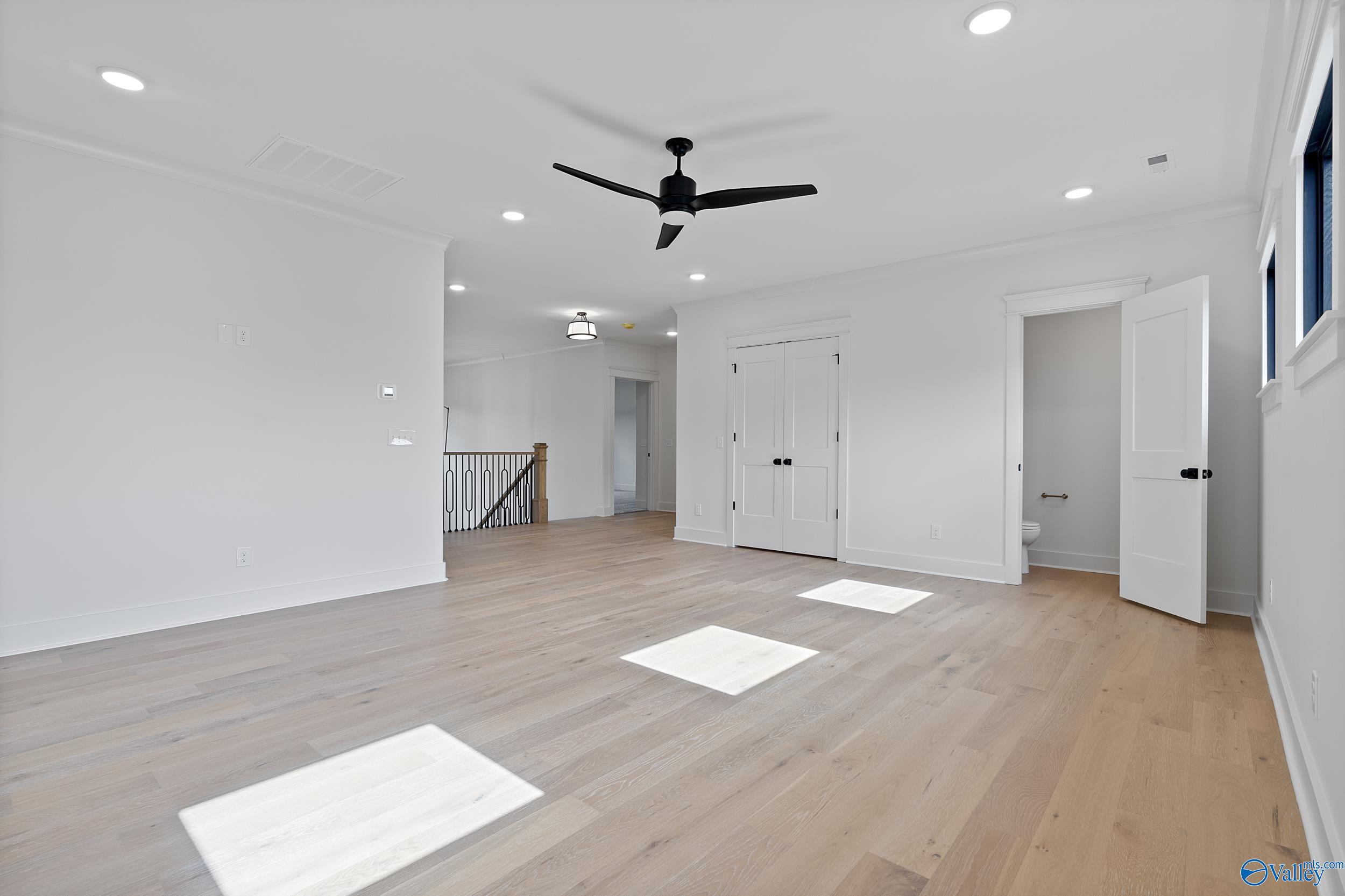 112 Sydney School Way